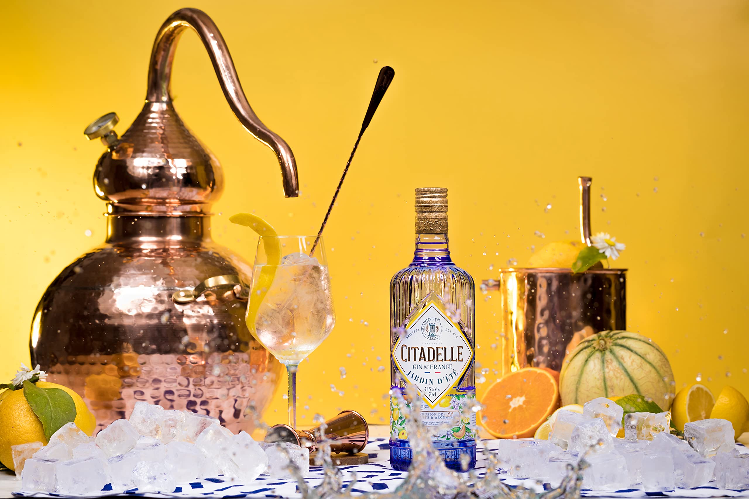 CITADELLE - Jardin D'Eté - Gin - Origine : France/poitou-Charente - 41,5% Alcool - 22 botaniques (Melon, Yuzu, Citron...) - A déguster en cocktail - 70 cl - 4