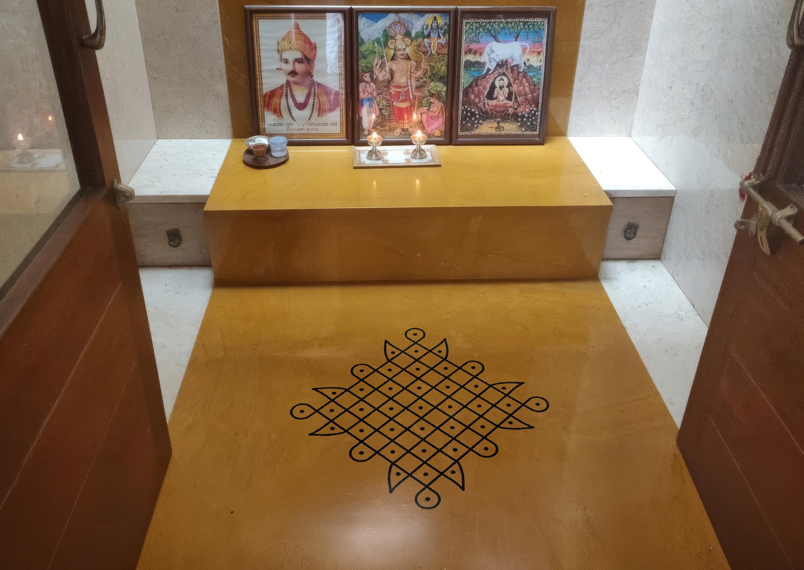 WallDesign Diamond Pattern Kolam Wall & Floor Sticker - Puja Room, Entrance and Floor - Bold Pattern Wall Decor - 21x21 Inch - Black Colour