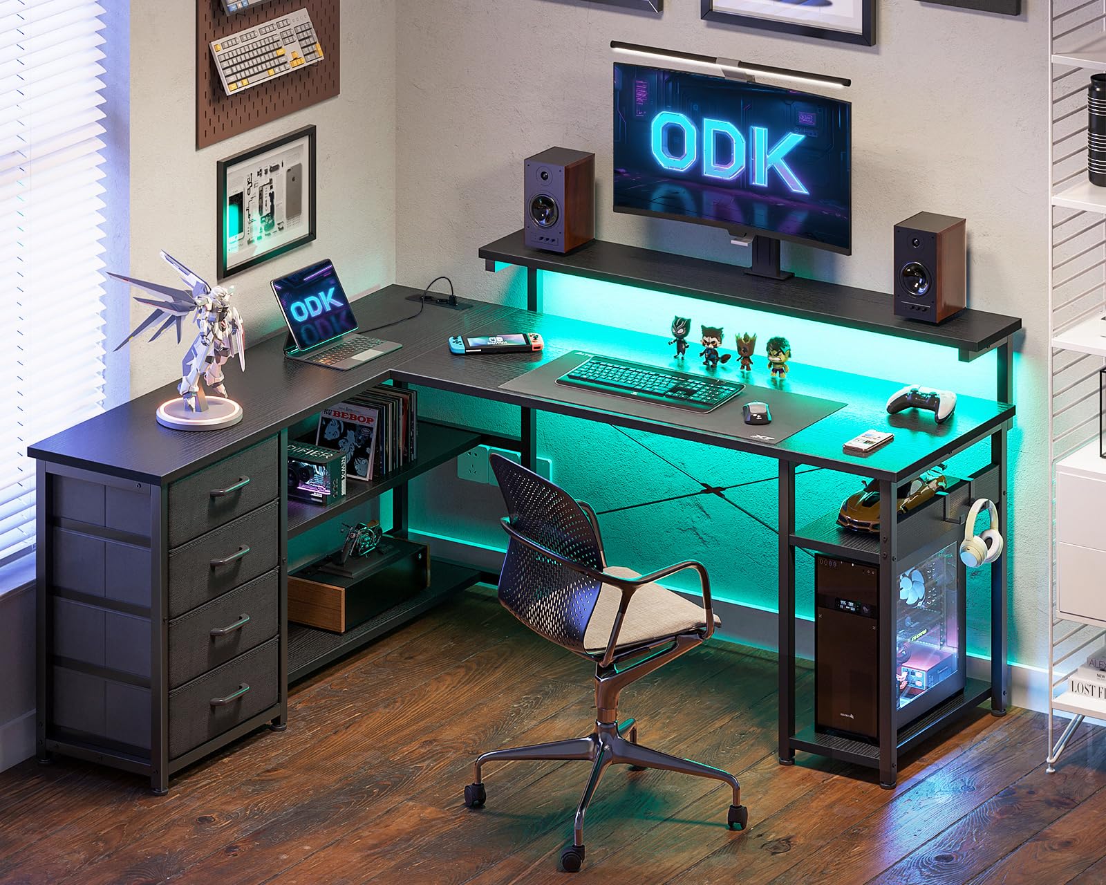 ODK Scrivania con Cassetti, Scrivania ad Angolo Reversibile con 2 Prese e 2 Porte USB, Scrivania ad L con LED per Ufficio a Casa, Nero, 135×110 cm