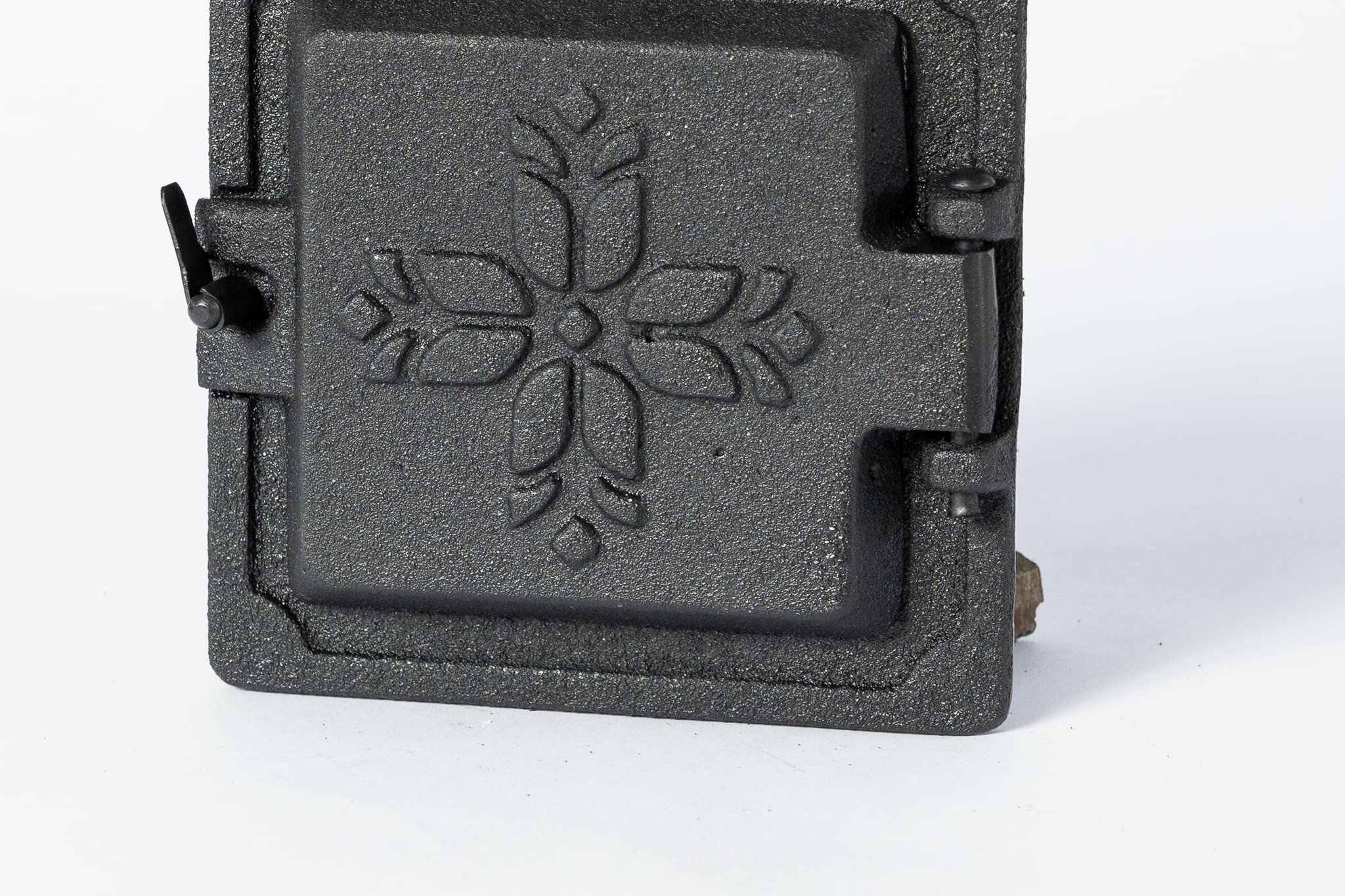 SEZAM Revisionstür für Öfen aus Gusseisen 14,6 x 4,5 x 14,6 cm, Kamintür - Klappe - Räumungstür, für Backöfen, Feueröfen & Kamine - schwarz bemalt