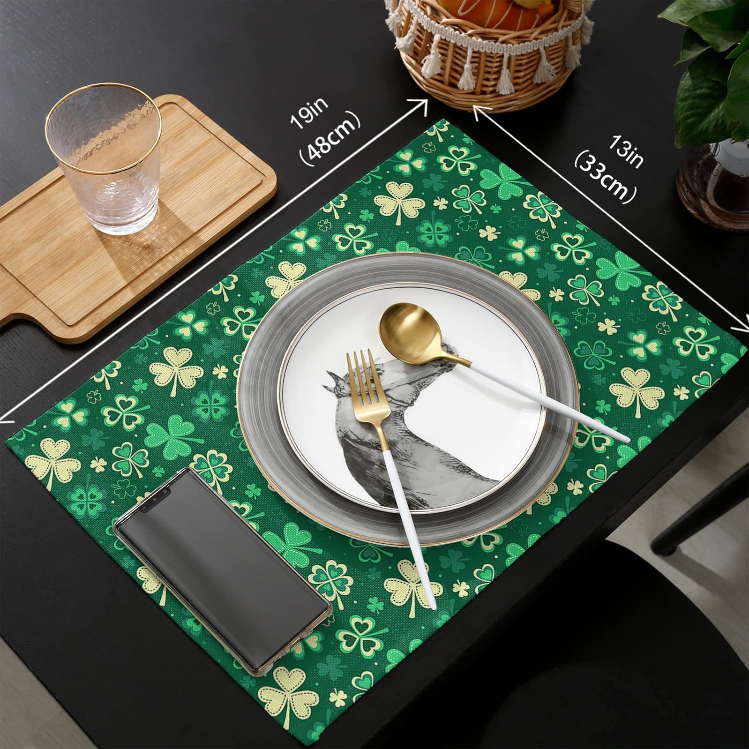 St Patrick's Day Placemats Set of 4 Lucky Clover Tablemats for Dinner Table Shamrock Green Table Mats Non-Slip Washable Heat Resistant