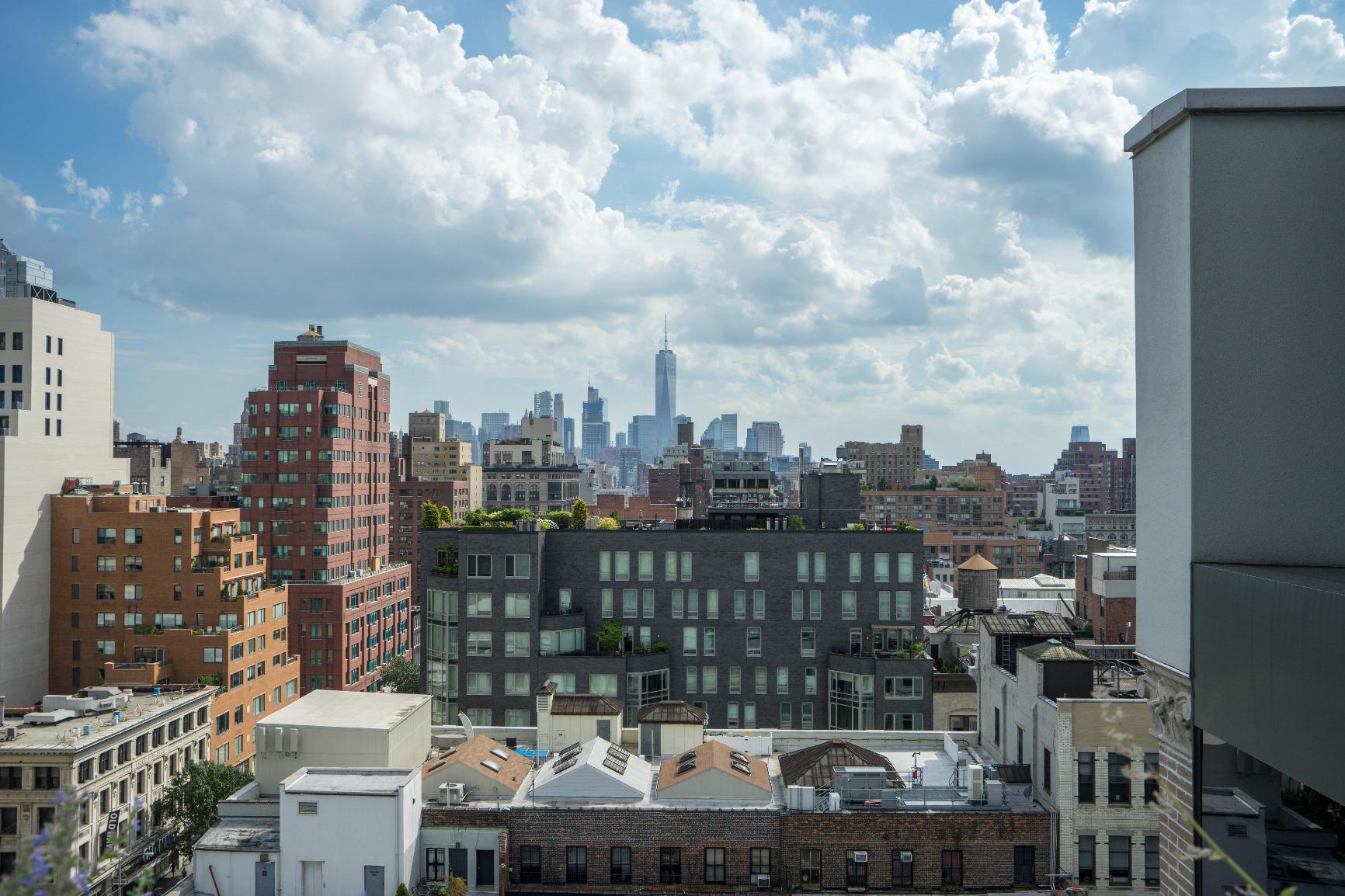 Great image quality, but be prepared to pick up extra batteries