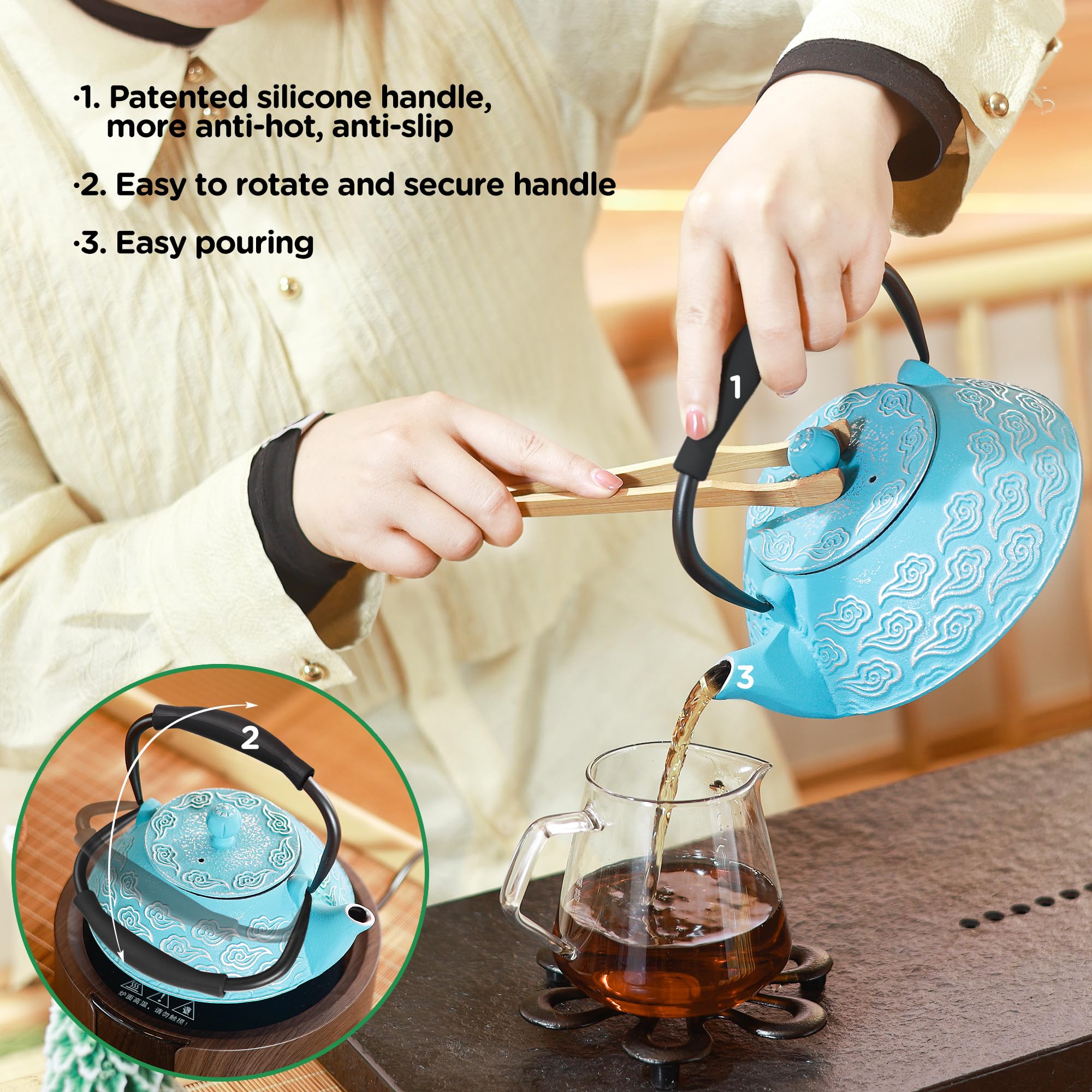 Théière japonaise en fonte avec infuseur pour feuilles mobiles, lavable sur la cuisinière, avec intérieur émaillé, motif nuages, 800 ml, bleu ciel