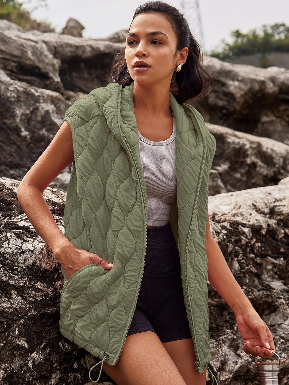 SENSERISE Womens Oversized Puffer Vest Sleeveless Quilted Jacket Zip Up Hooded Puffy Vest Winter Coats with Pockets