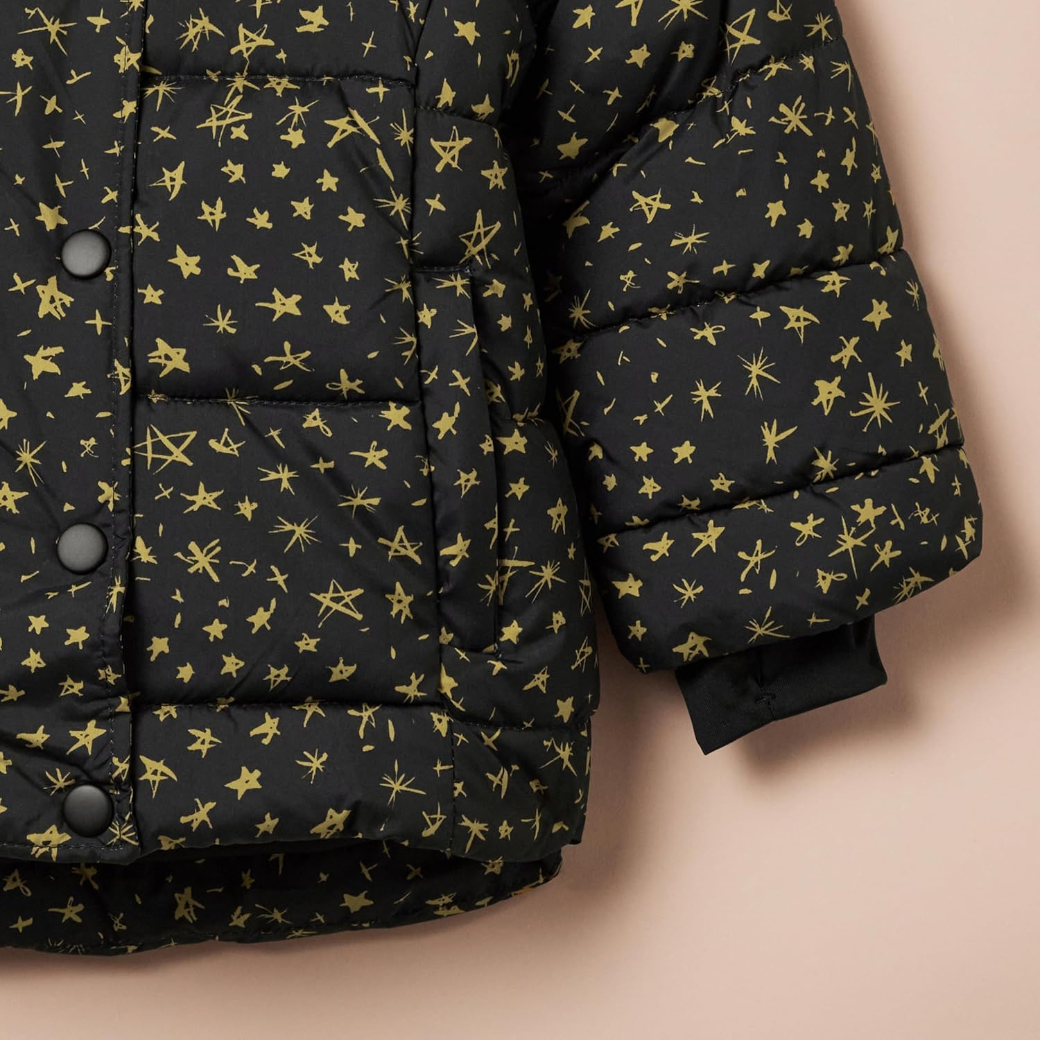 Amazon Essentials Girls and Toddlers' Heavyweight Hooded Puffer Coat, Water-Resistant - Image 4