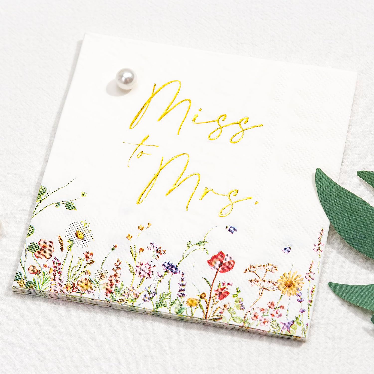 Crisky 3-Ply Floral Bridal Shower Napkins - Gold Foil Miss to Mrs Paper Disposable Napkins for Engagement/Bridal Shower/Wedding/Bachelorette Party Decoration, 50 Counts