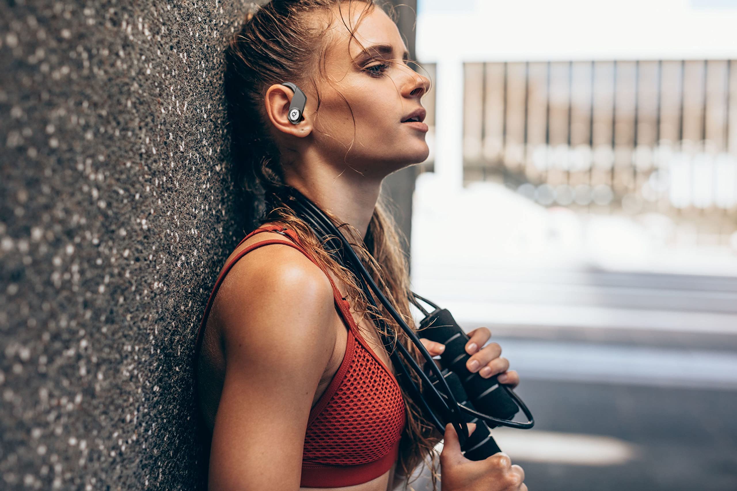 AQL Sport Boost Charge - Cuffie Auricolari Bluetooth per lo Sport - Wireless Stereo - Impermeabili - Custodia di Ricarica per 5 Ricariche