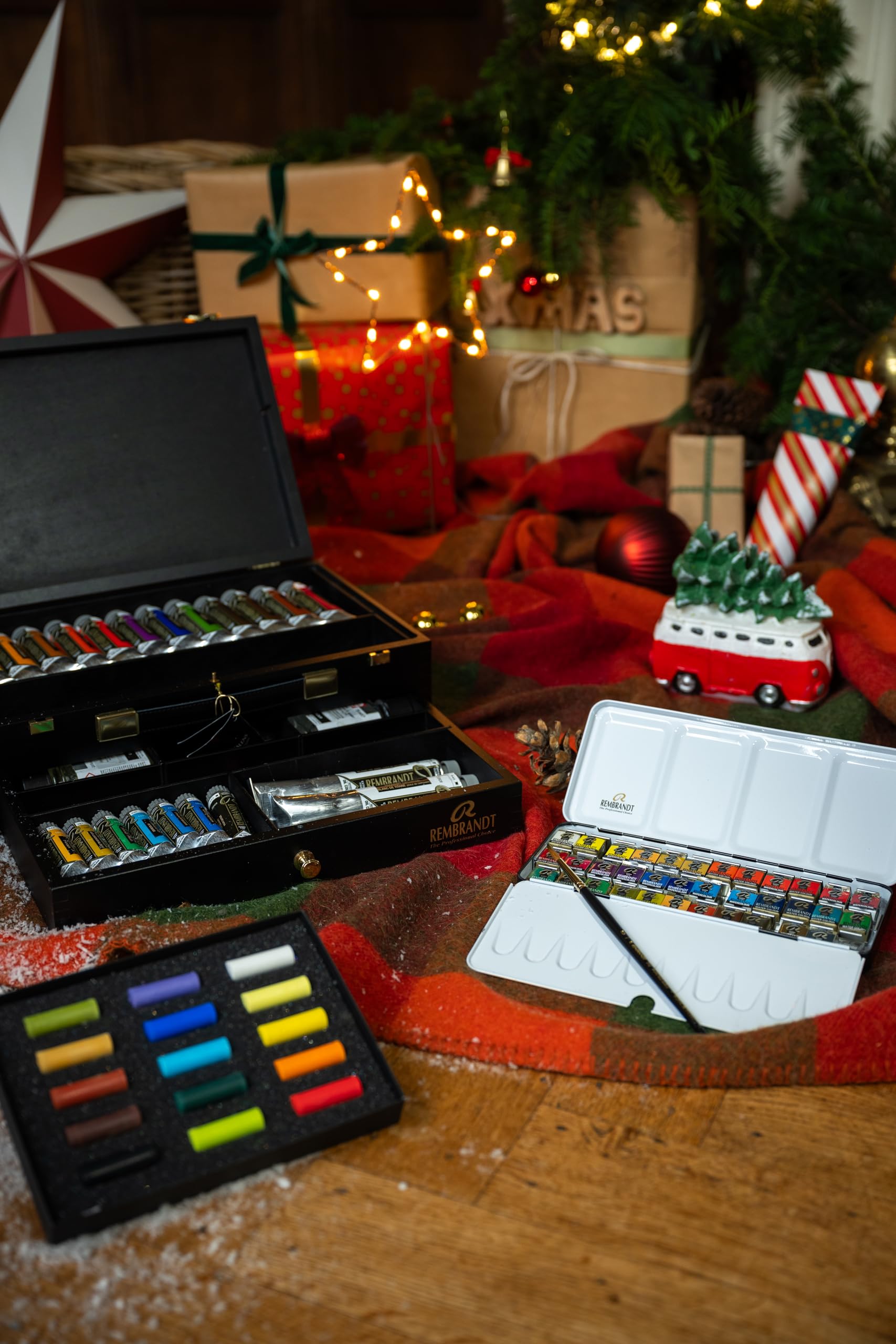 Rembrandt Professional Oil Paint Set in Holzbox Luxury | 22 Farben + Pinsel & Zubehör