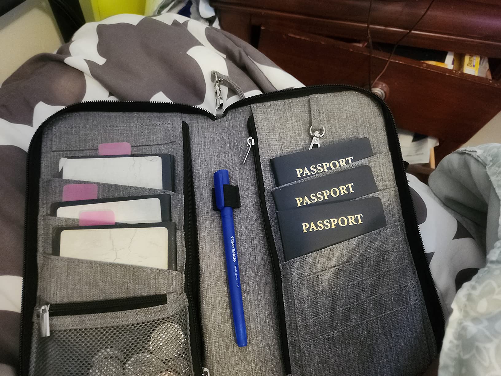 6/mo Finance Valante Premium Family Travel Document Organizer