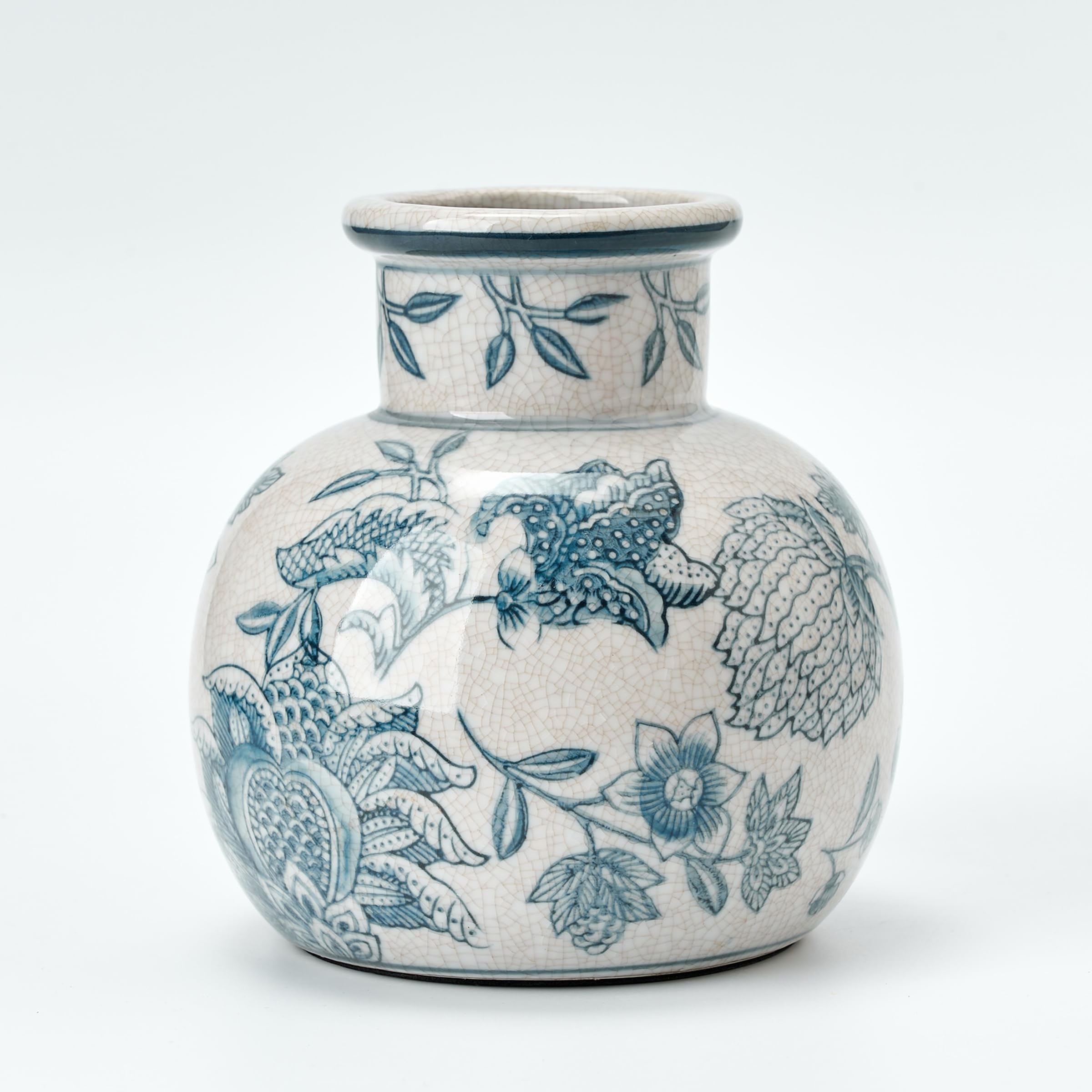 PORCER Blue and White Vintage Vase | 6.02 Inch Ceramic Chinoiserie Floral | Retro Ice Cracked Blue and White Porcelain Vase for Table, Living Room, Bathroom, Wedding, Shelf Decor, Mantel Decoration