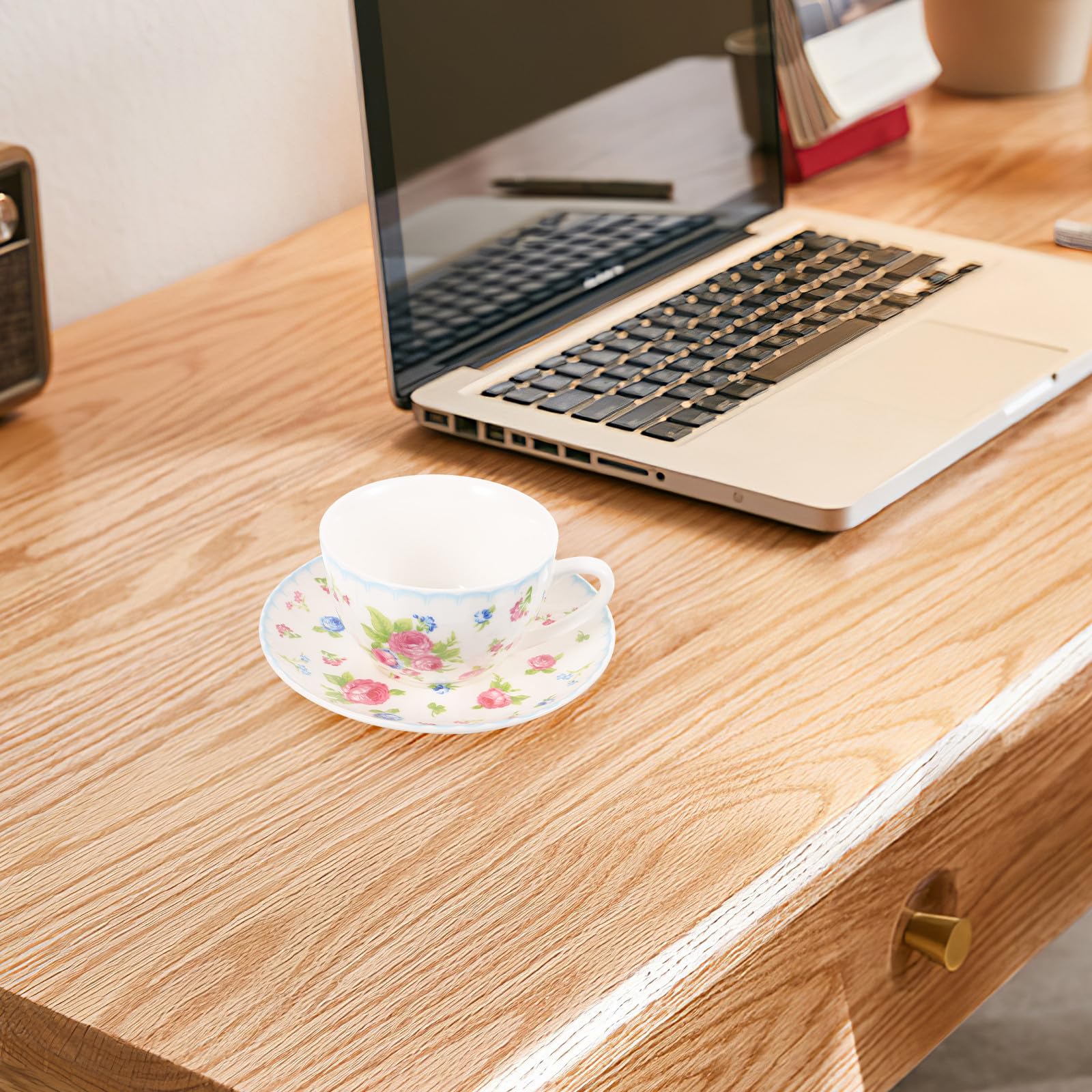 Set di Tazzine da Caffè in Bone China 150ml Design Retrò e Aspetto Delicato, Facile da Usare, per Celebrazioni e Regali di Inaugurazione Casa
