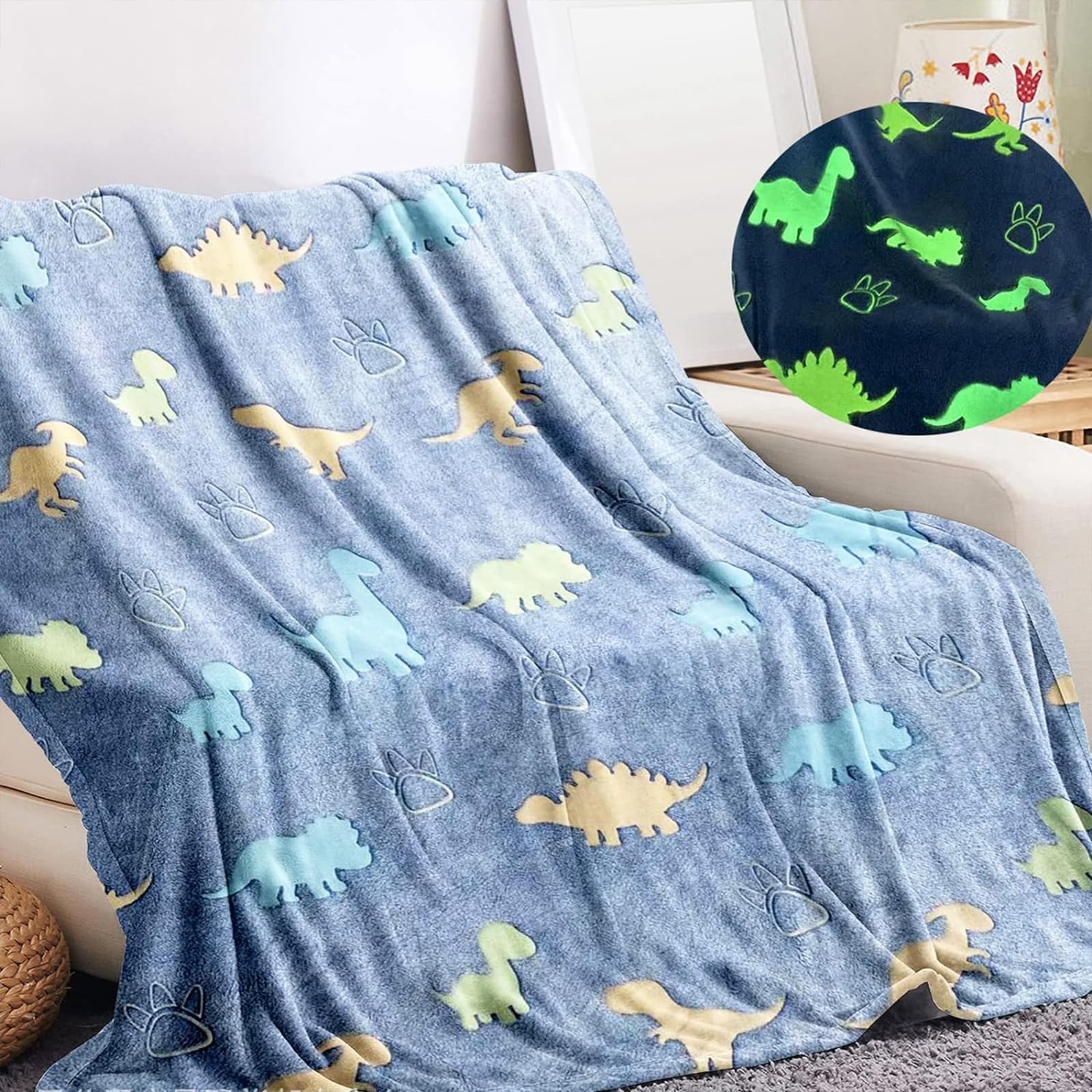 Manta para niños, manta de dinosaurios que brilla en la oscuridad, manta de franela para niños y niñas (azul, 150 x 200 cm)
