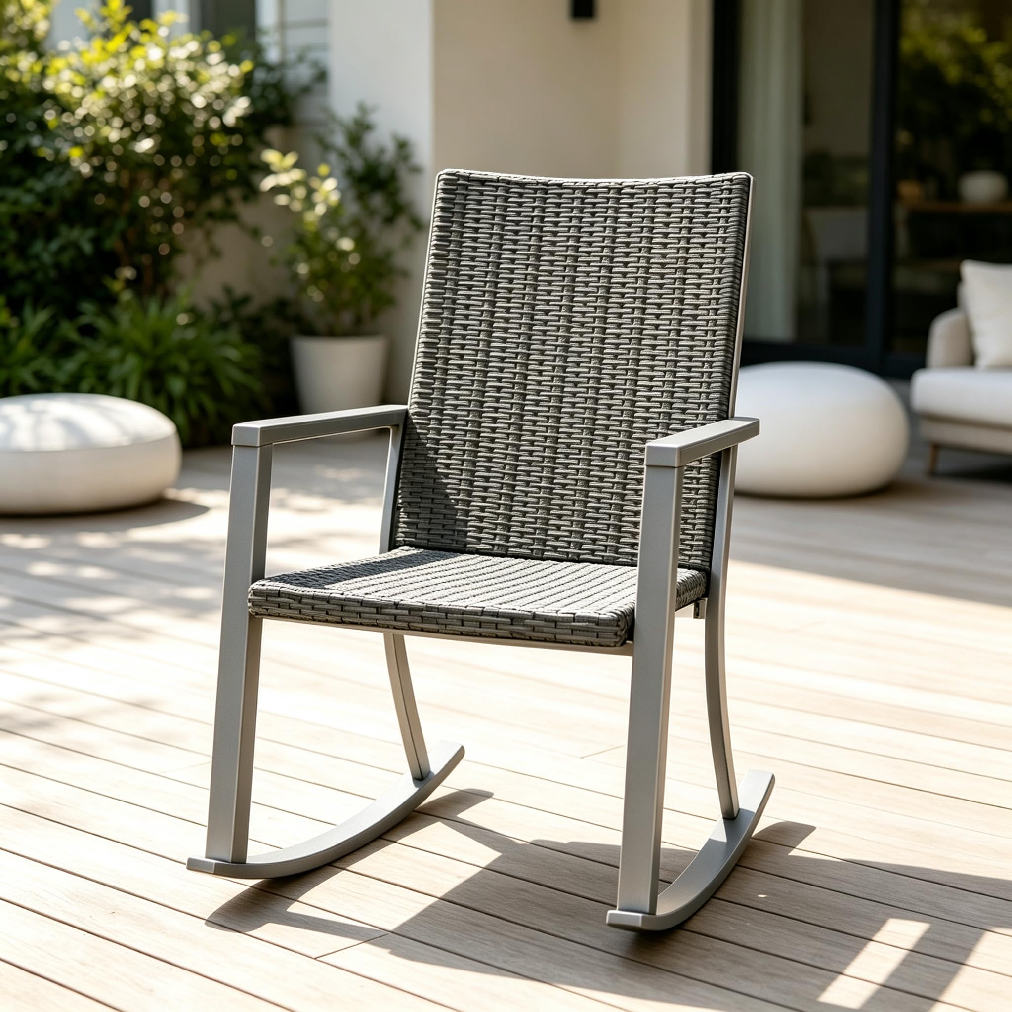 YODOLLA Schaukelstuhl, Außen Rattan Feuerschale Terrassestühle mit Armlehnen & Metallrahmen, Allwetter Gartenmöbel-Set für Hinterhof Terrasse Garten, Schwarz (1 STK.)