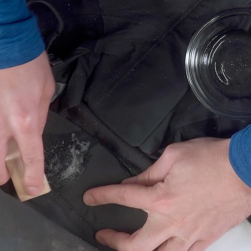 Miniatura 7 de GEAR AID Revivex - Limpiador de plumón para chaquetas y sacos de dormir, lavado de 10 onzas líquidas y limpiador de telas de alta tecnología Revivex