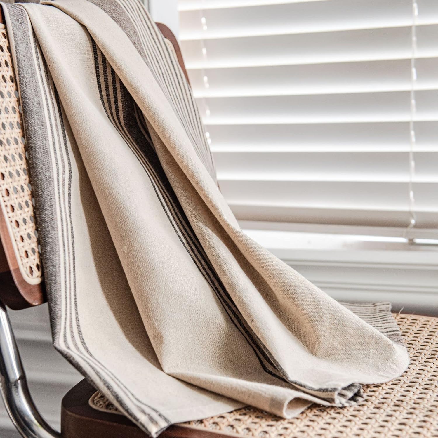 ストライプボーホーカーテン リビングルーム用 コットンリネンブレンドカーテンパネル ウィンドウトリートメント ロッドポケット ファー