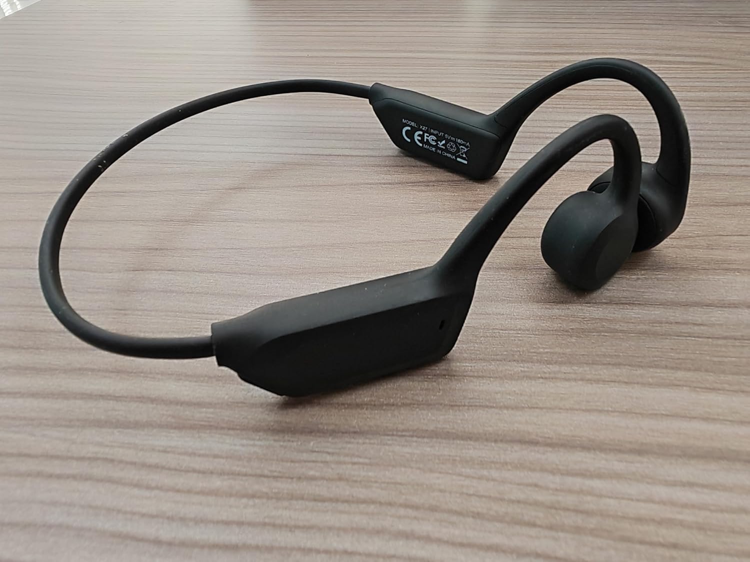 2025 New Bluetooth 6.0 Bone Conduction Headphones, Open-Ear Design, Sweatproof & Waterproof, HD Stereo Sound, 10Hrs Playtime, Lightweight for Running,Office,Daily Life(Dark Black) - Image 2