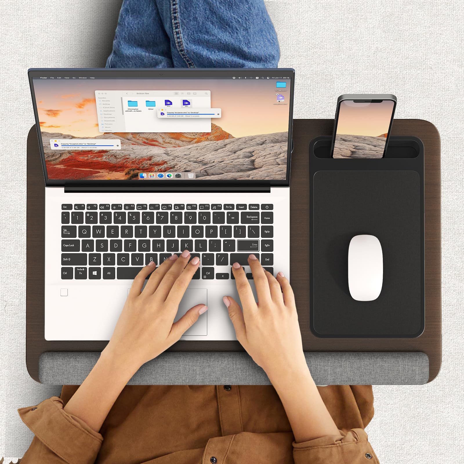 PUTORSEN Biurko na kolana do laptopów do 43.9 cm, przenośne, bardzo duże, z podkładkami dla myszy i nadgarstków