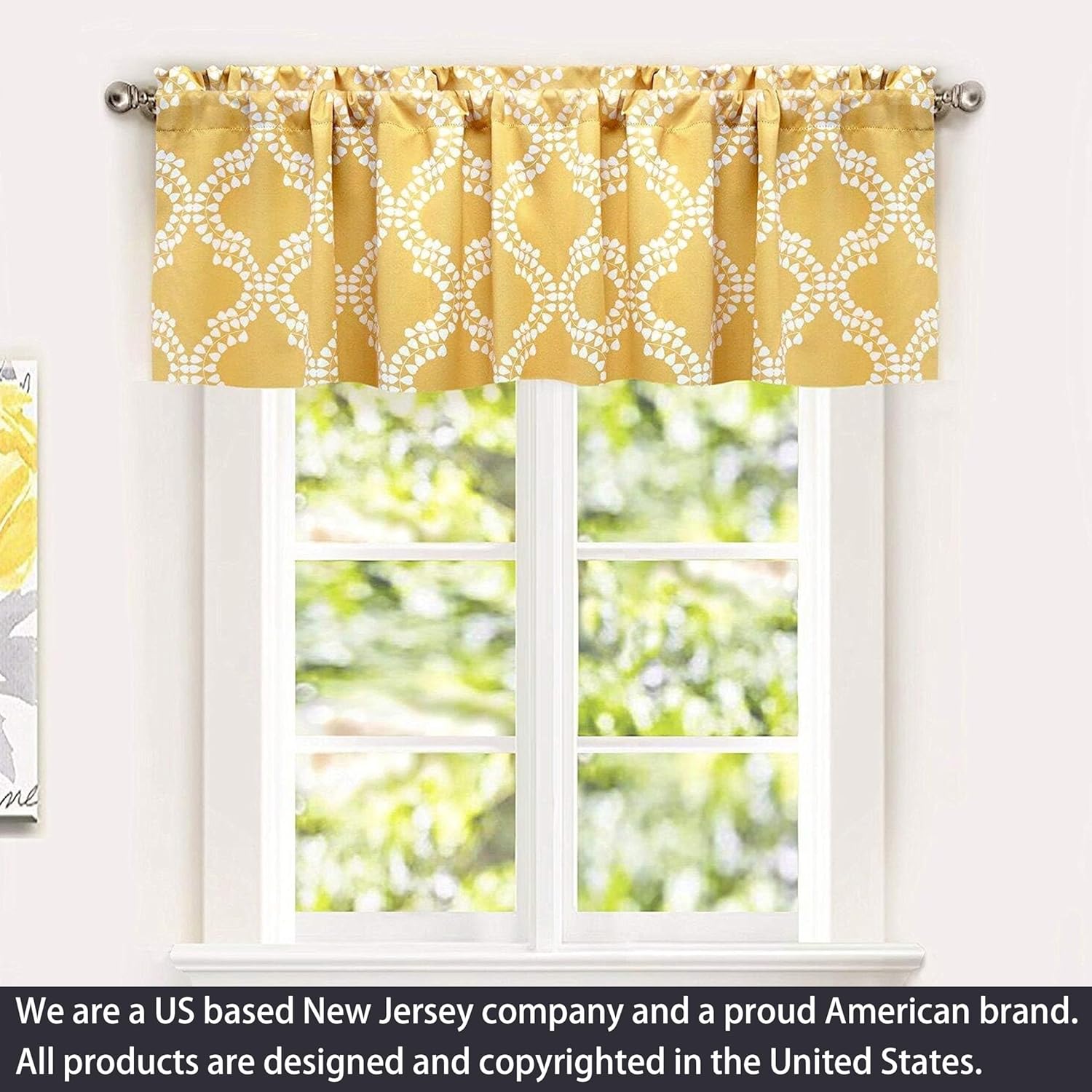 DriftAway Julianna Valance Geometric Leaf Pattern Thermal Blackout Window Curtain Valance Rod Pocket 52 Inch by 18 Inch Plus 2 Inch Header Golden Yellow