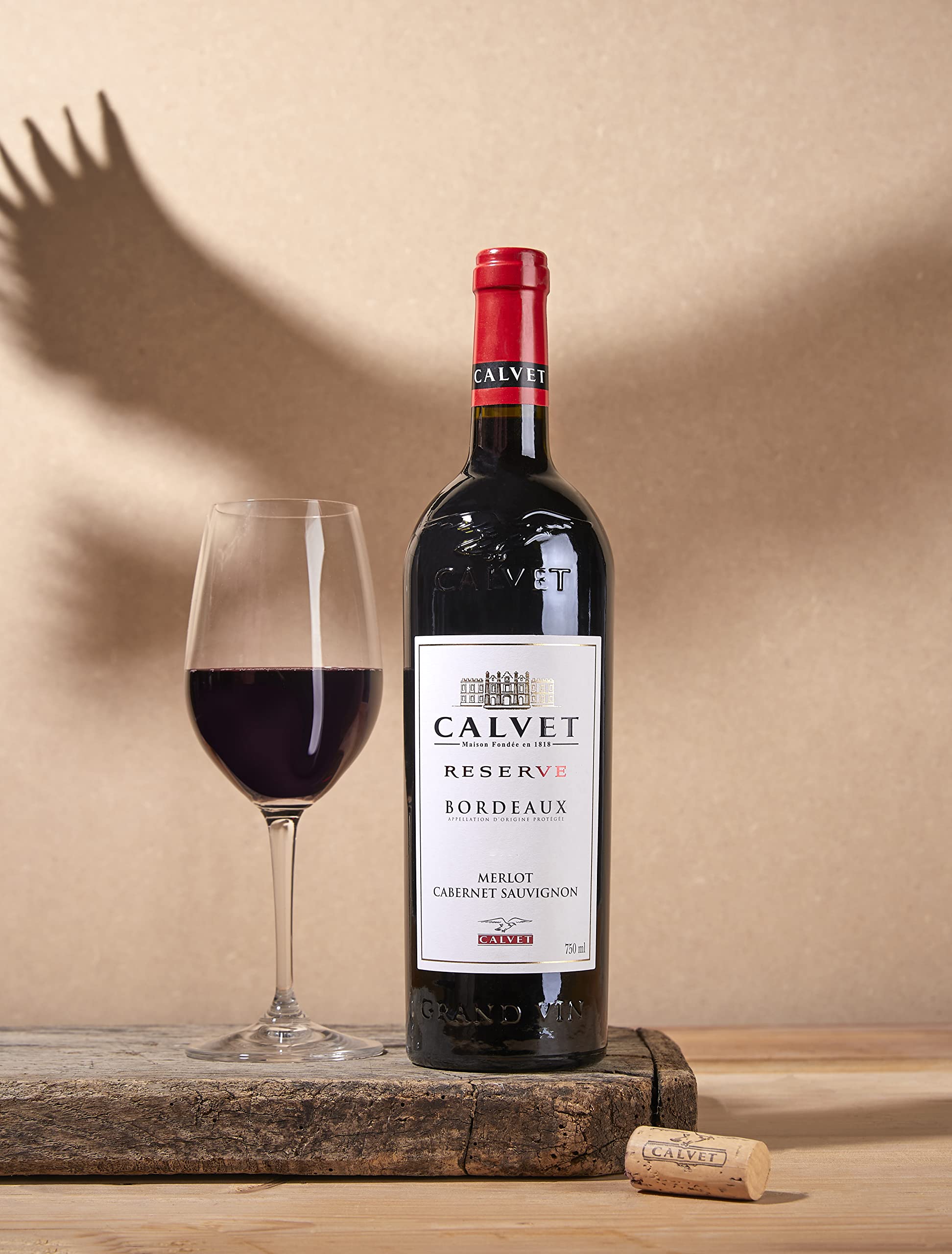 Calvet - Coffret cadeau de 2 bouteilles de vin rouge Réserve, Bordeaux en caisse bois (2 x 0.75 L)