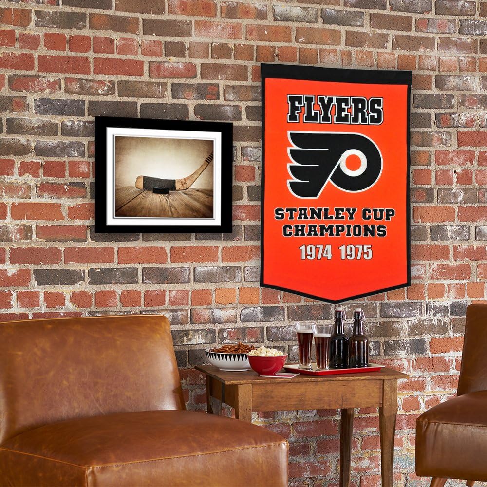 NHL Detroit Red Wings Dynasty Banner : Wall Banners : Sports & Outdoors