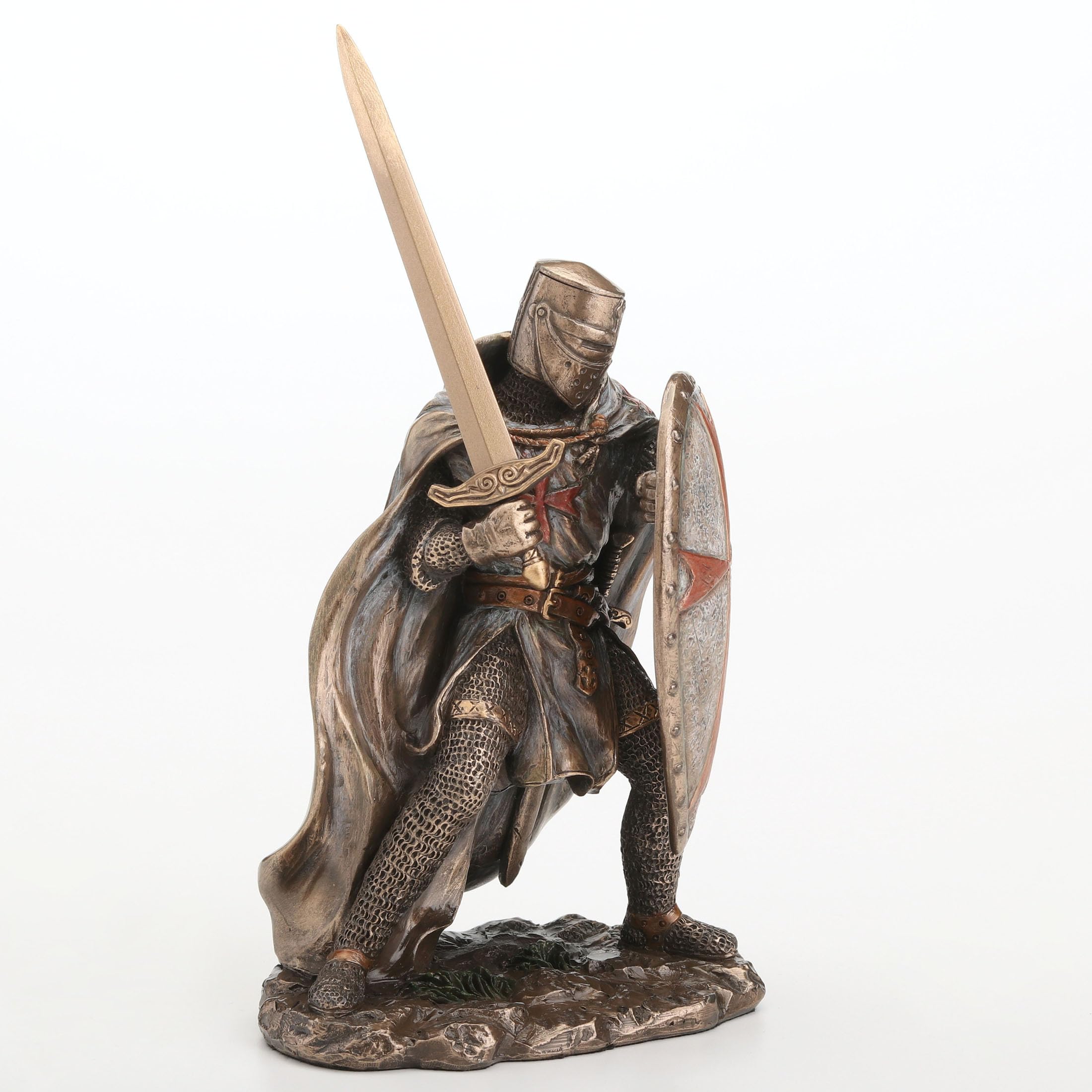 Veronese Design Espada y escudo de caballeros templarios de 7 7/8 pulgadas, escultura con acabado de bronce de resina fundida en frío