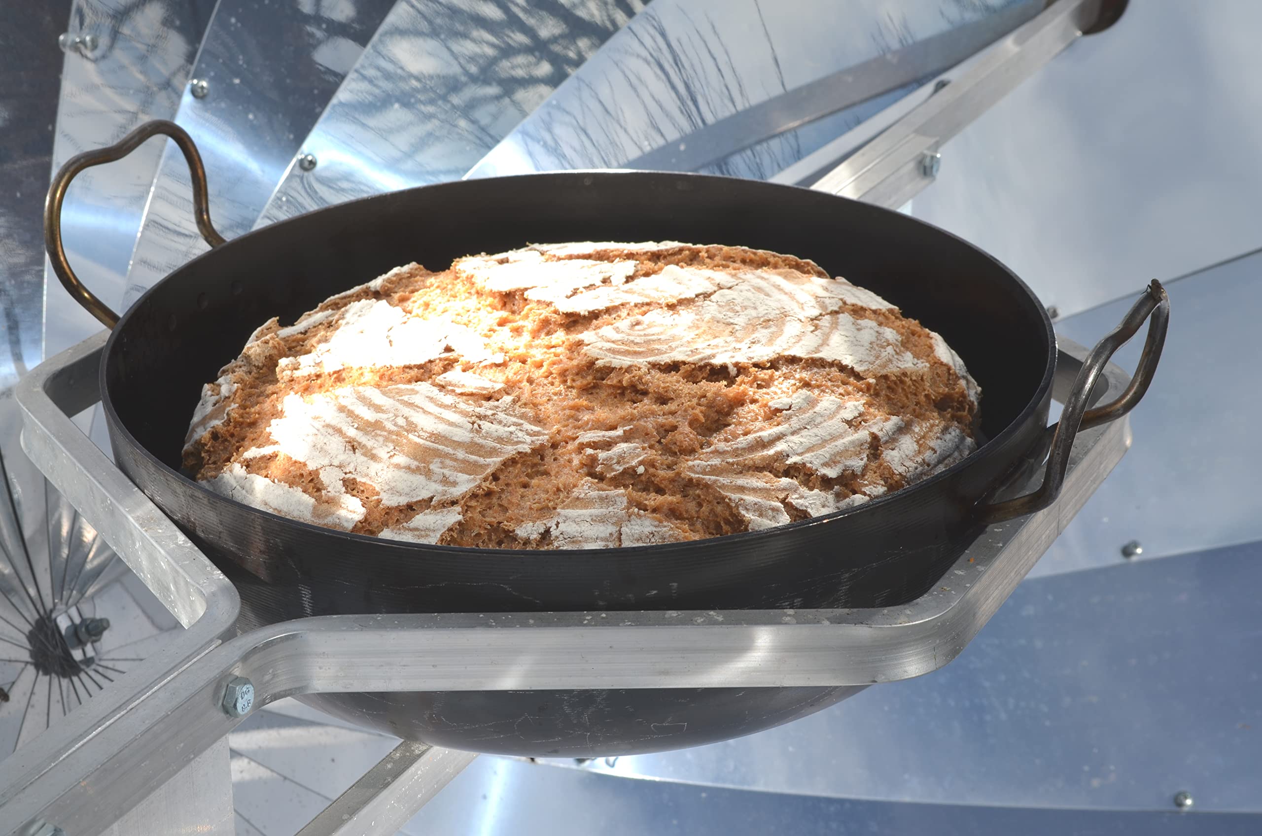 Sun and Ice Kuchenka solarna Premium14 do gotowania, pieczenia, smażenia i grillowania – Made in Germany!