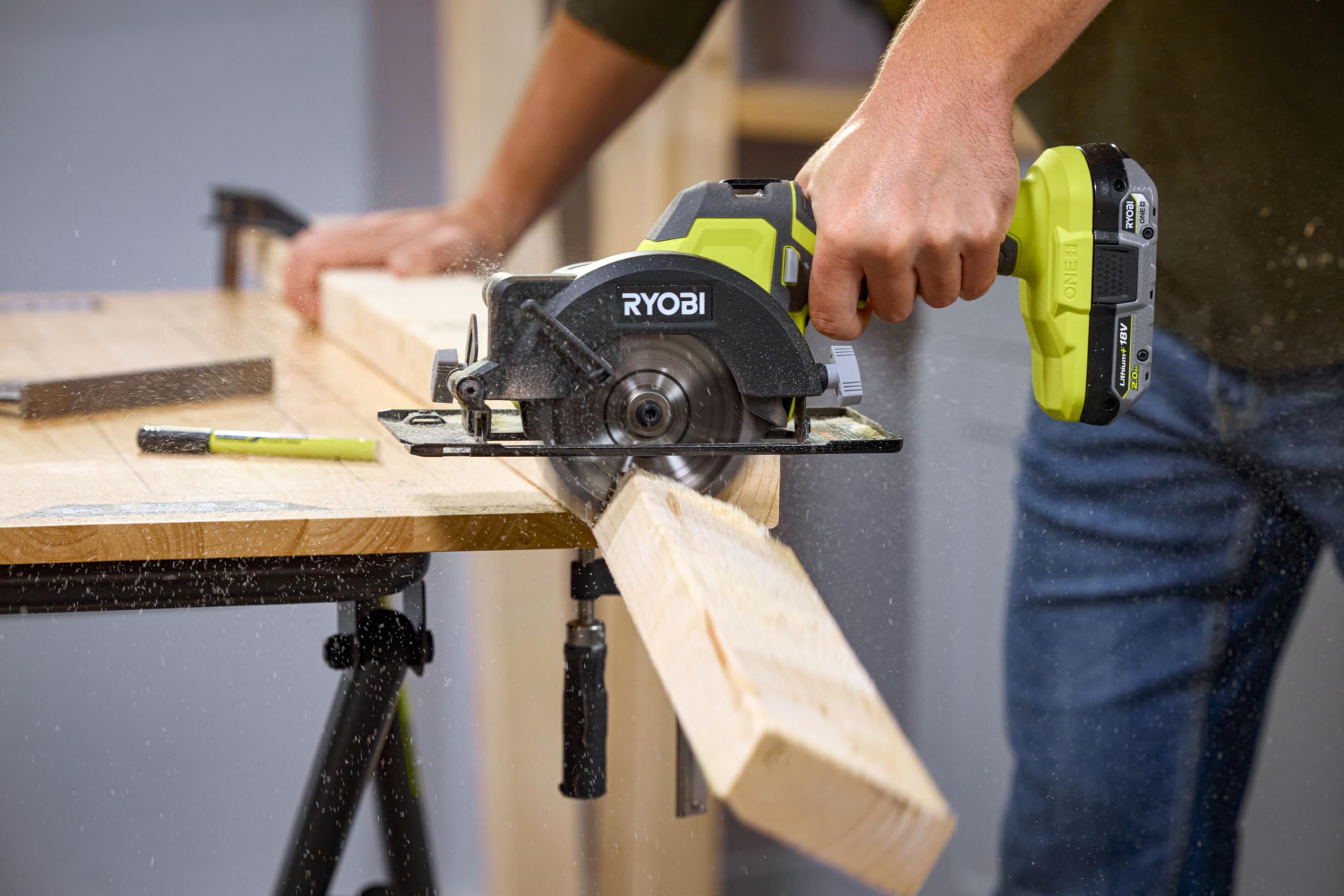 Ryobi Sega Circolare Compatta 18V ONE+, Lama 115 mm, Profondità Taglio 43 mm, 5200 giri/min, Senza Batteria e Caricatore, R18CS115-0