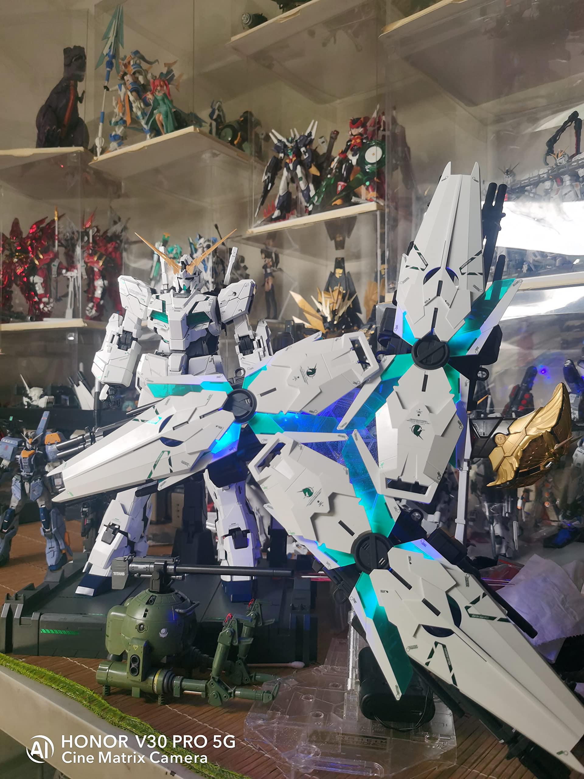 Kosmos PG RGB LED Unit Pour RX-0 Unicorn Gundam 1/60 Full Armor - Kit Lumière RGB Effets Spectaculaires