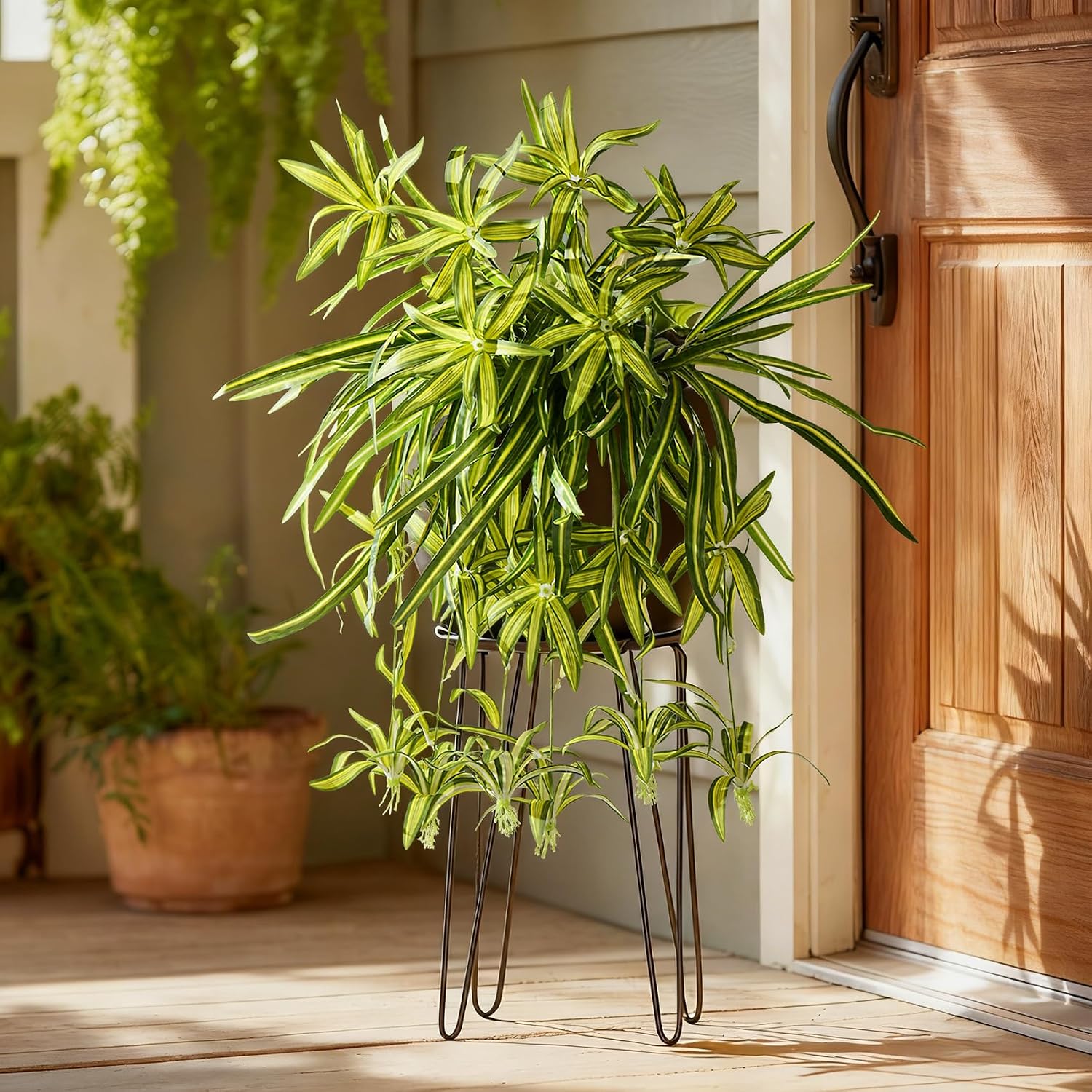 2 Pcs Artificial Spider Hanging Plant Artificial Bracketplant Chlorophytum Fake Greenery for Outdoor Porch Patio Window Shelf Office Garden Home Decor (Green)
