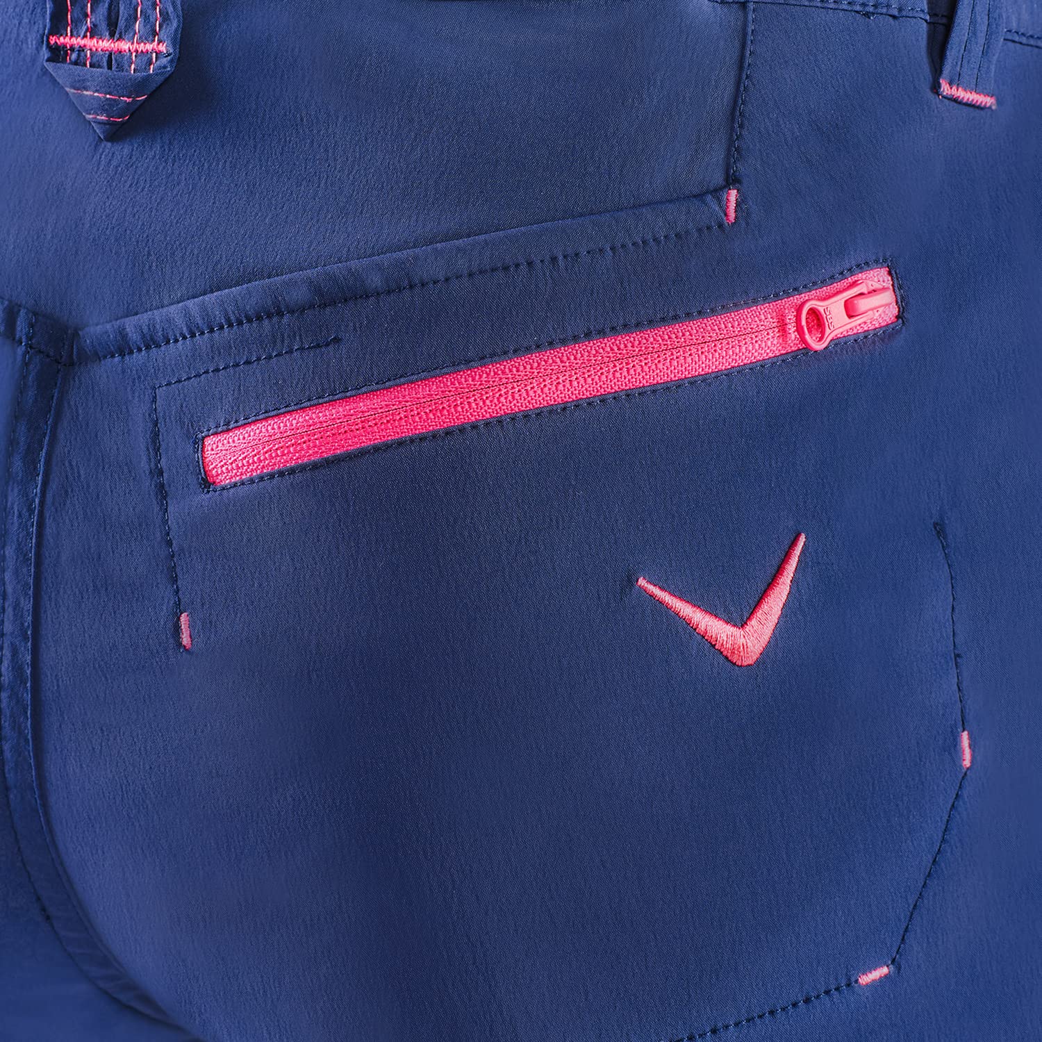 Black Crevice Short de Trekking pour Femme I Short de randonnée Court I Short d'extérieur pour Femme I Imperméable et séchage Rapide I Short de randonnée résistant et Respirant avec Poches