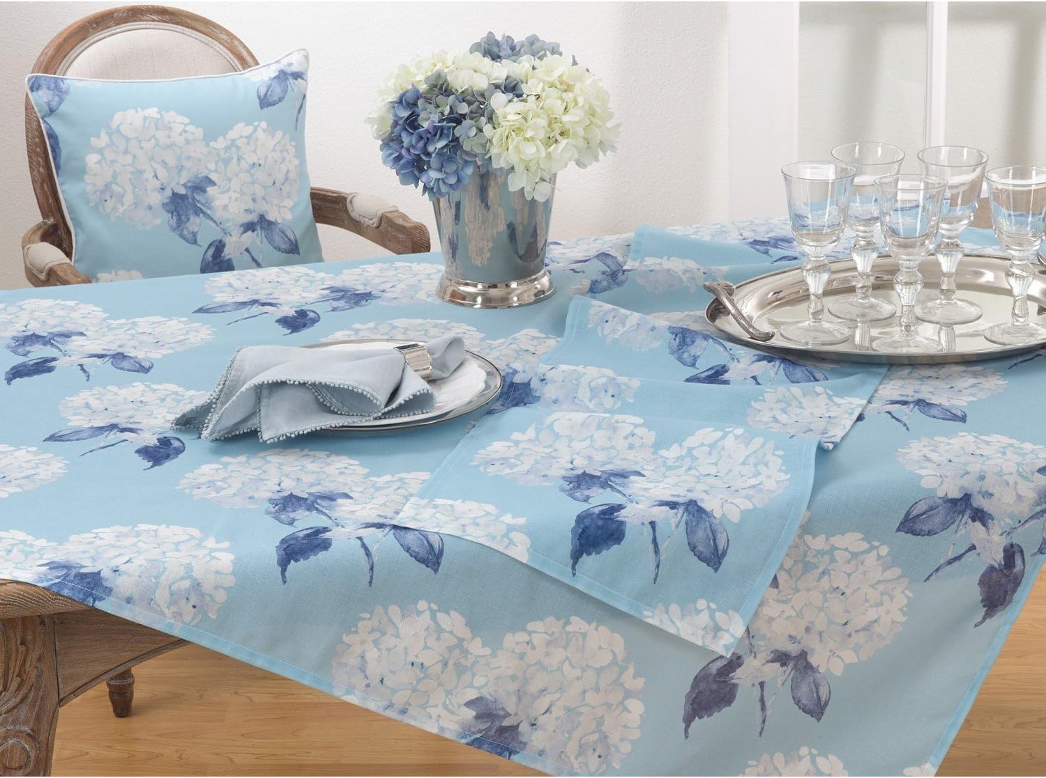 Aqua 100% Polyester Printed Hydrangea Kitchen Dining Table Runner, 16" X 108"