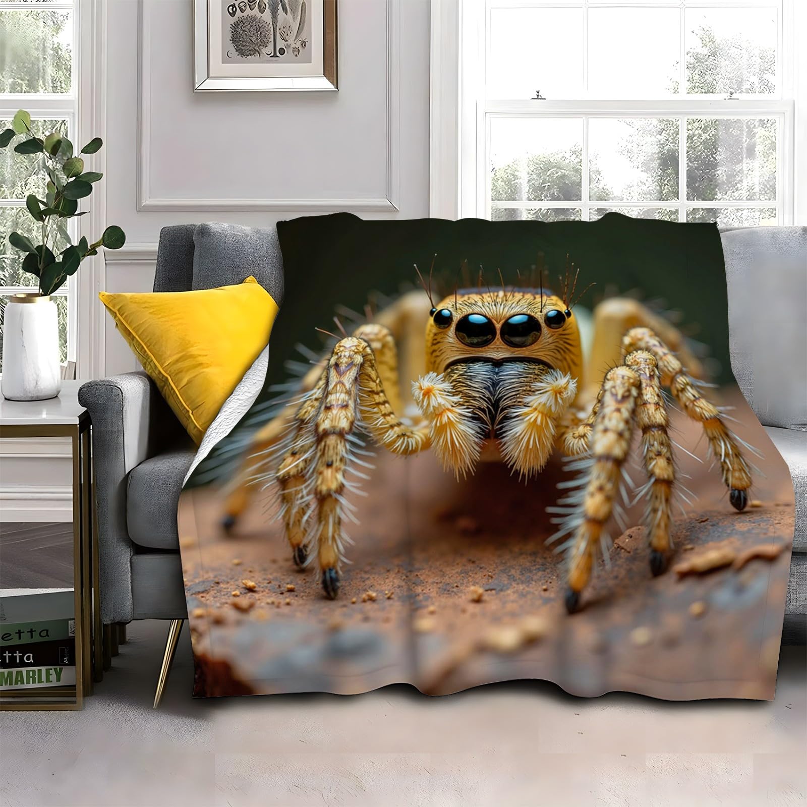 LLSZAHD Yellow Spider Blanket, Animals Throw Blanket, Thick Warm Fuzzy Washable Flannel Blanket for Sofa, Chair, Car, Lap, Pets, excellent gift (30"x40")