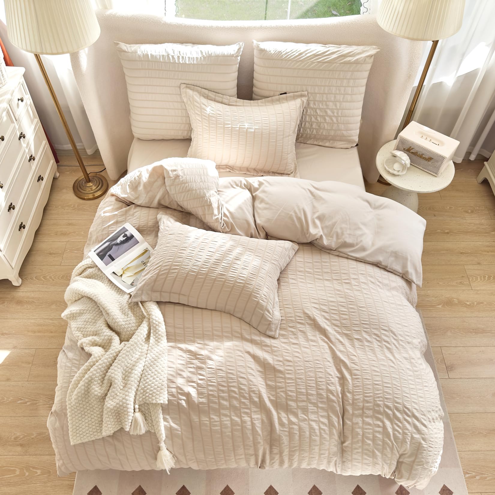 Seersucker Bettwäsche 200x200 Beige Streifen Atmungsaktive Mikrofaser Bügelfreie Bettwäsche 3 Teilig Set mit Reißverschluss Kühl und Komfortabel für Sommer Doppelbett
