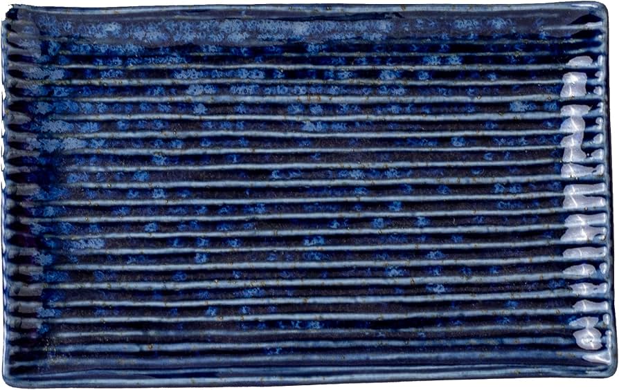 Amazon.co.jp: みのる陶器 しのぎ角皿 160皿 藍 : ホーム＆キッチン