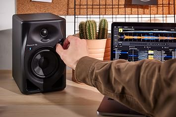 Pioneer DJ DM-40D-BT Bluetooth DJ Monitör