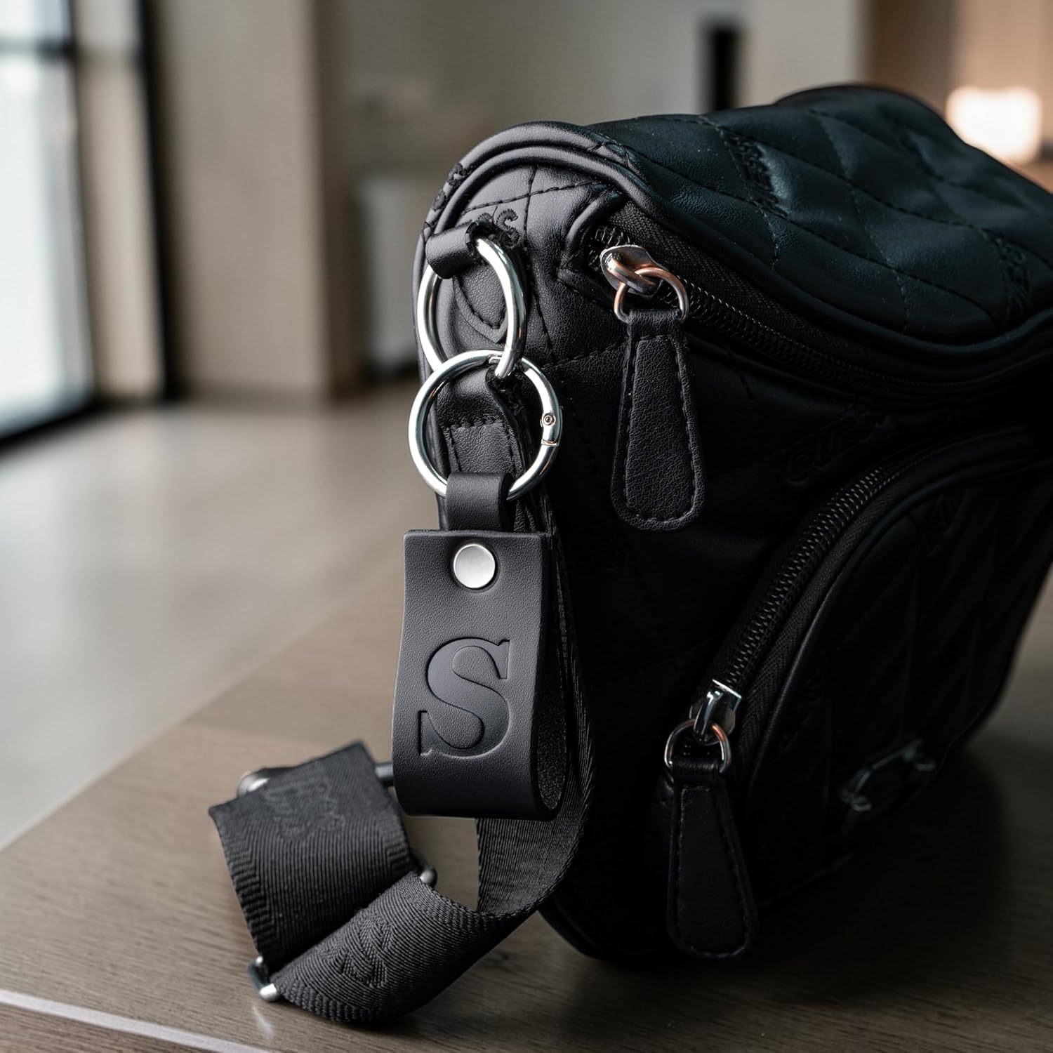 Full Grain Leather Initial Keychain for Men Women, Personalized Alphabet Keychain, Matte Black Gift for Him Her Dad