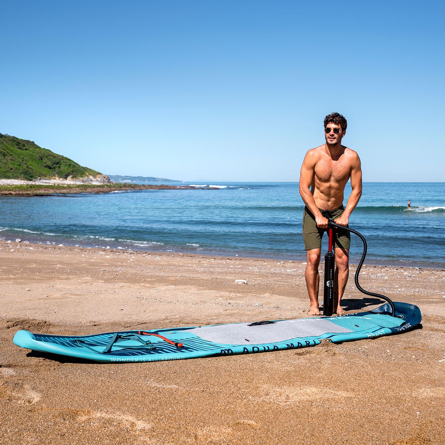 Aqua Marina E-Beast 10'6" SUP Board mit Motor BLUEDRIVE S, aufblasbares Allround Stand Up Paddle Board 320x81x15 cm, 140 kg
