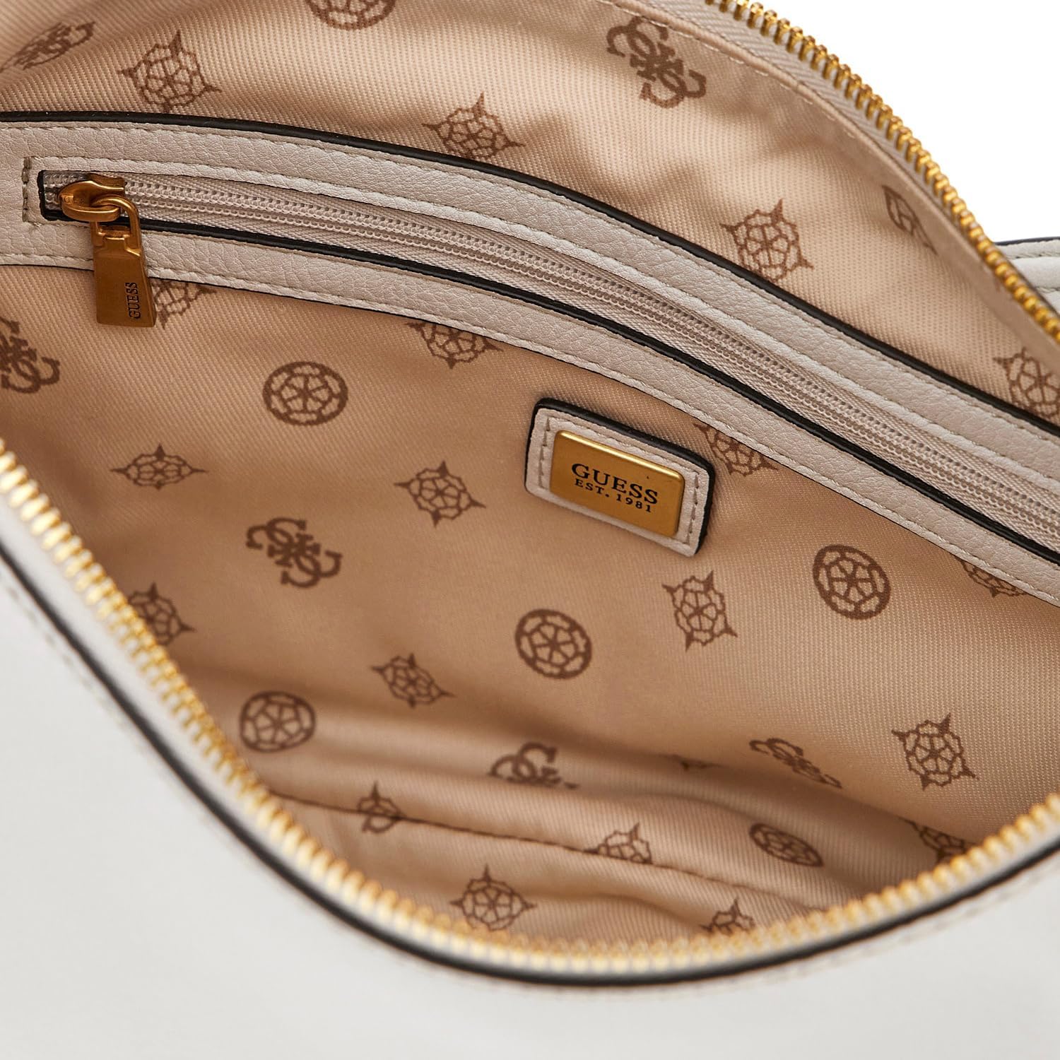 GUESS(ゲス) Casual