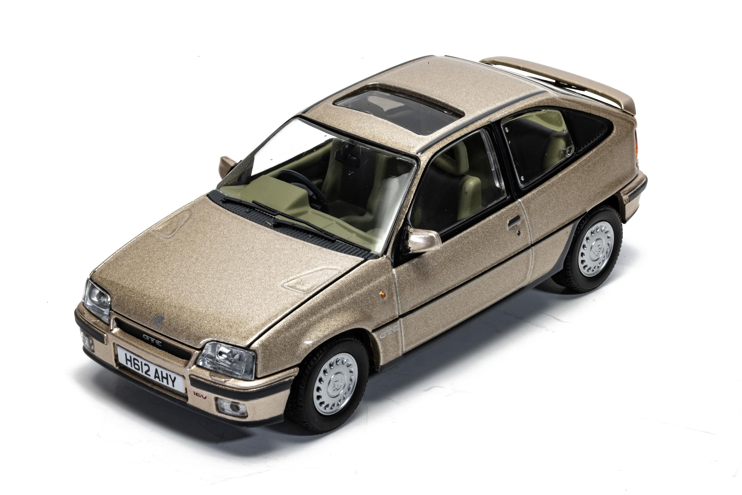 Corgi VA13209 Vauxhall Astra Mk2 GTE 16V, Rembrandt Silver Corgi Vanguard Die-Cast Model