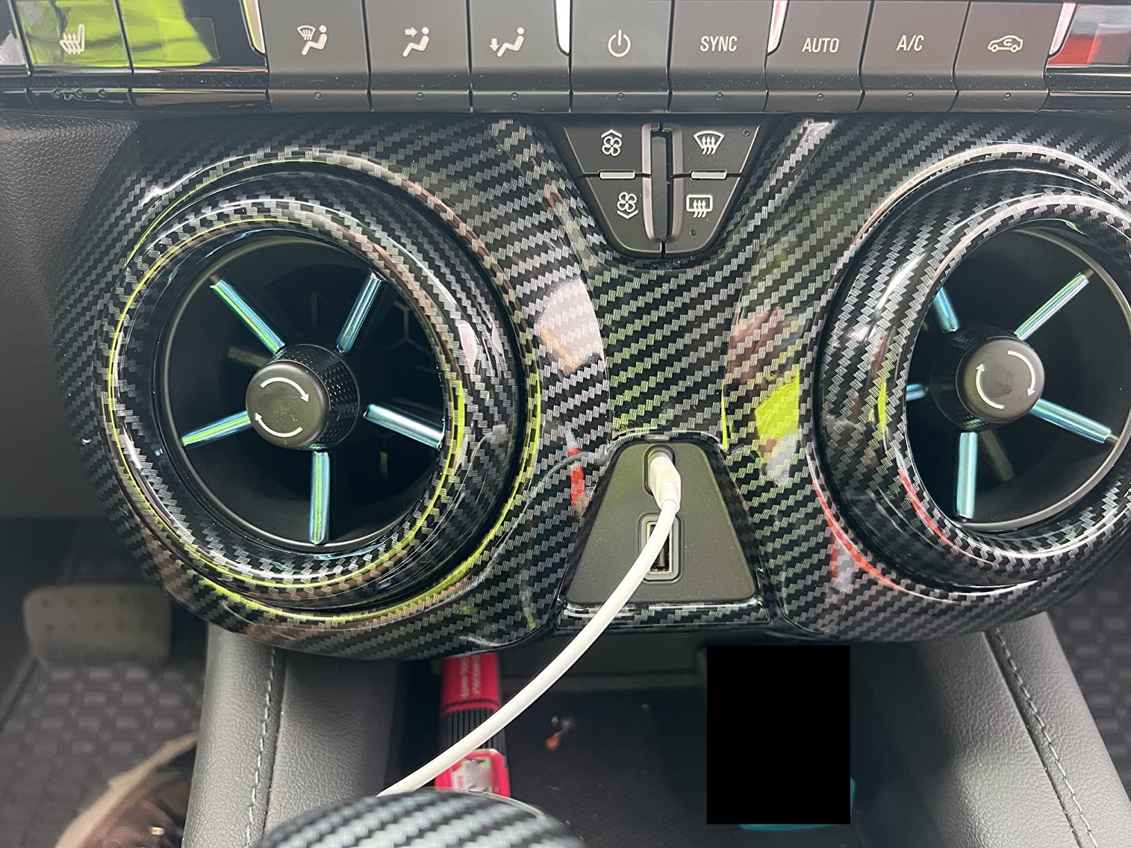 HIGH FLYING For Chevy Chevrolet Blazer 2019 2020 2021 2022 2023 2024 Interior Car Accessories Dashboard Middle Console Air Vent Trim Carbon Fiber Grain ABS