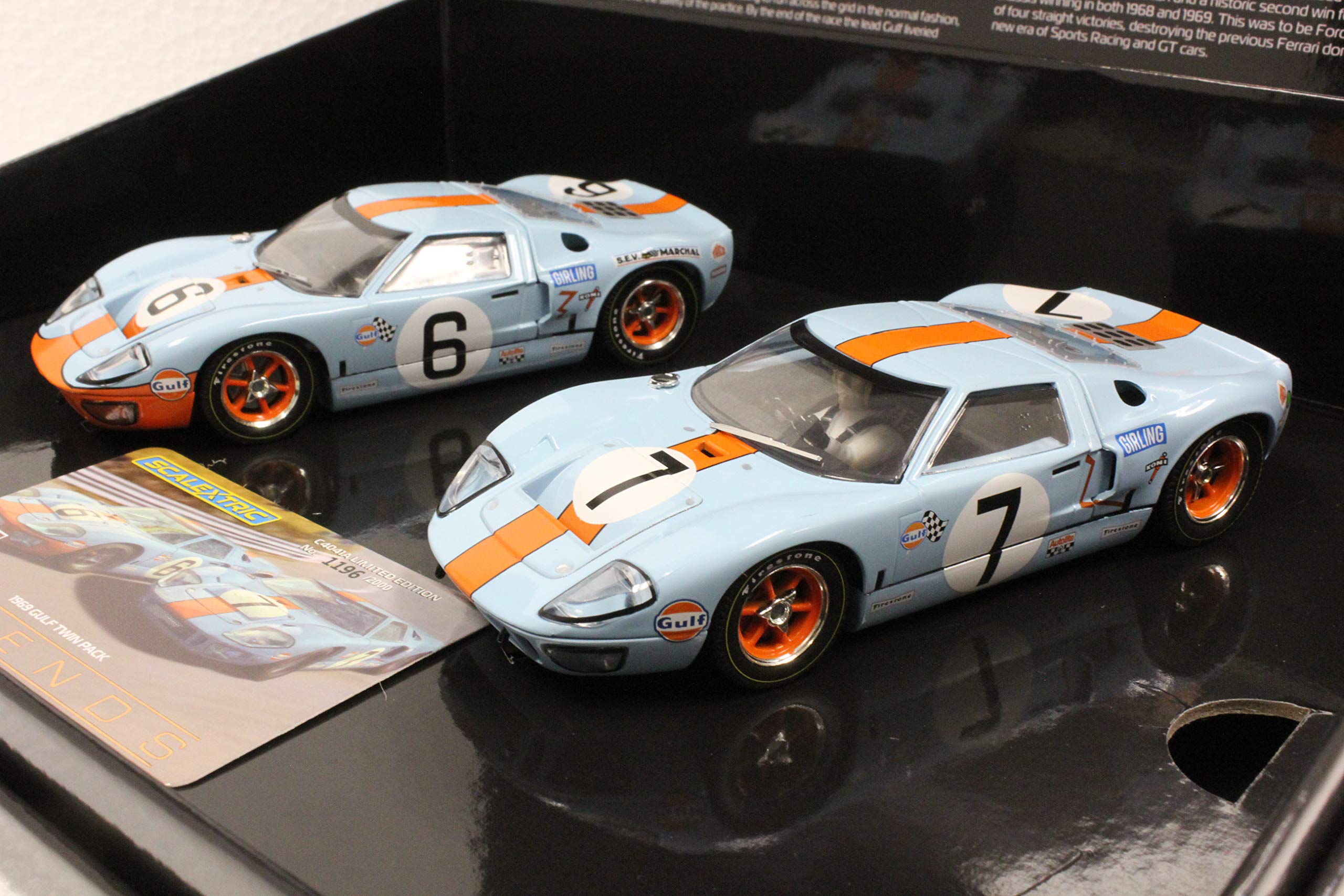 scalextric ford gt40 1969 gulf limited edition twin pack 132 P