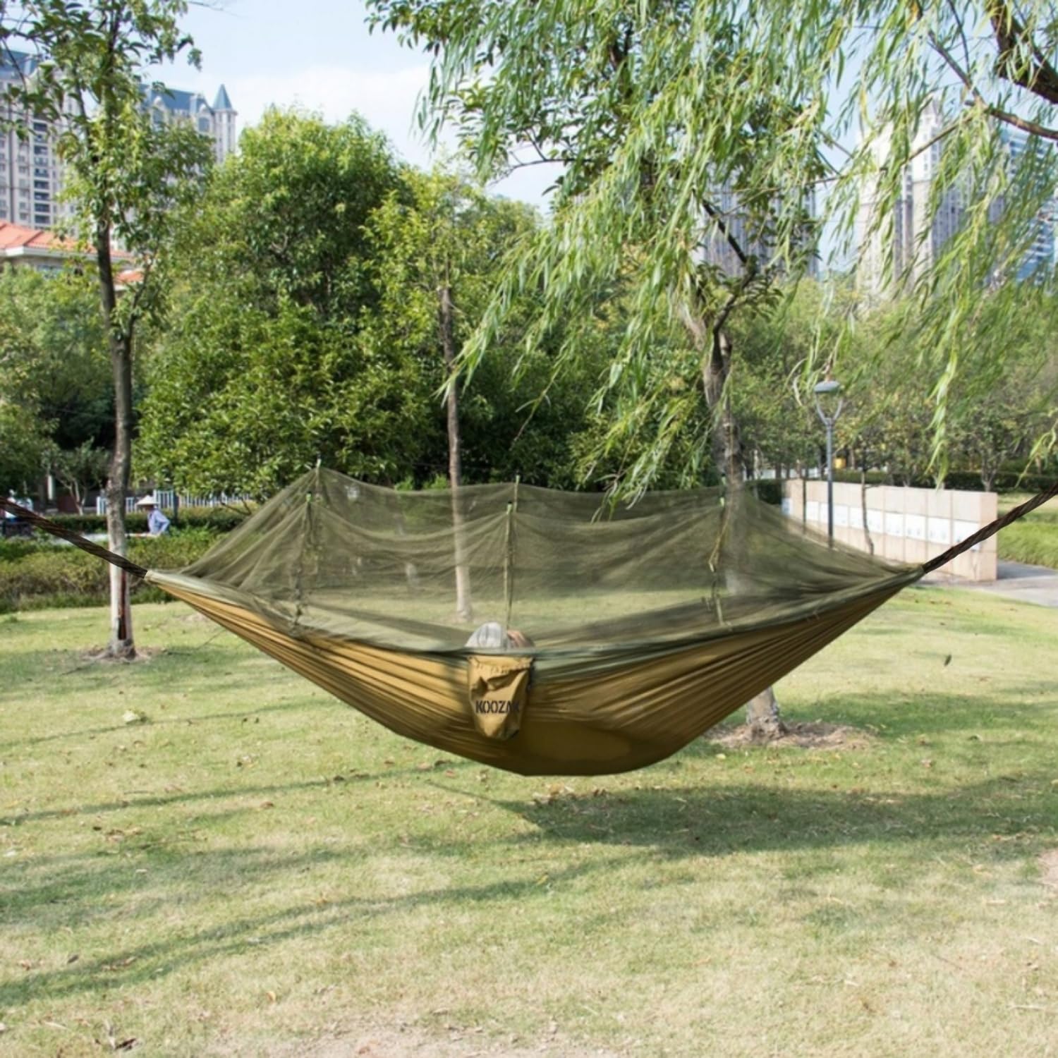 ZOLTA Hängematte zum Aufhängen mit Moskitonetz - mit Beutel und Karabinerhaken - für 2 Personen 260 x 140 cm - Belastbarkeit bis 180 kg, für Terrasse, Balkon, Garten, Outdoor, Camping Survival