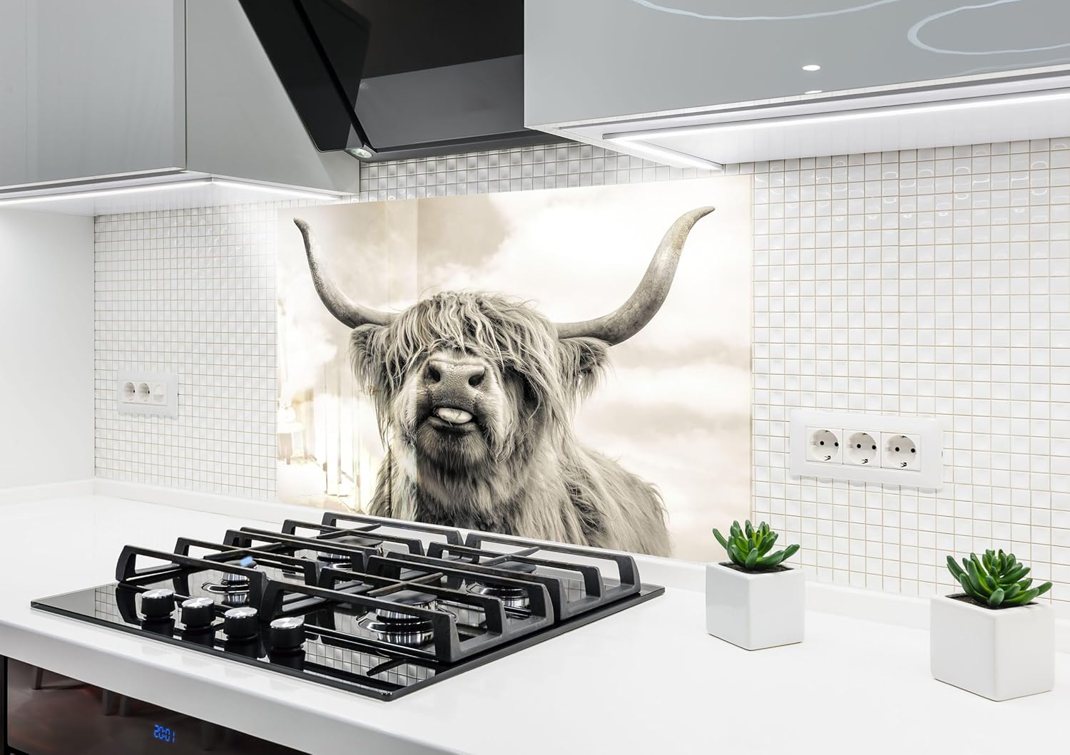 Myphotostation.com 16x16''Tempered Glass Cow Backsplash Design Cooker Wall Backsplash Panel Glass Splashback for Kitchen Scottish Cow Splashback Rustic Framhouse Bull
