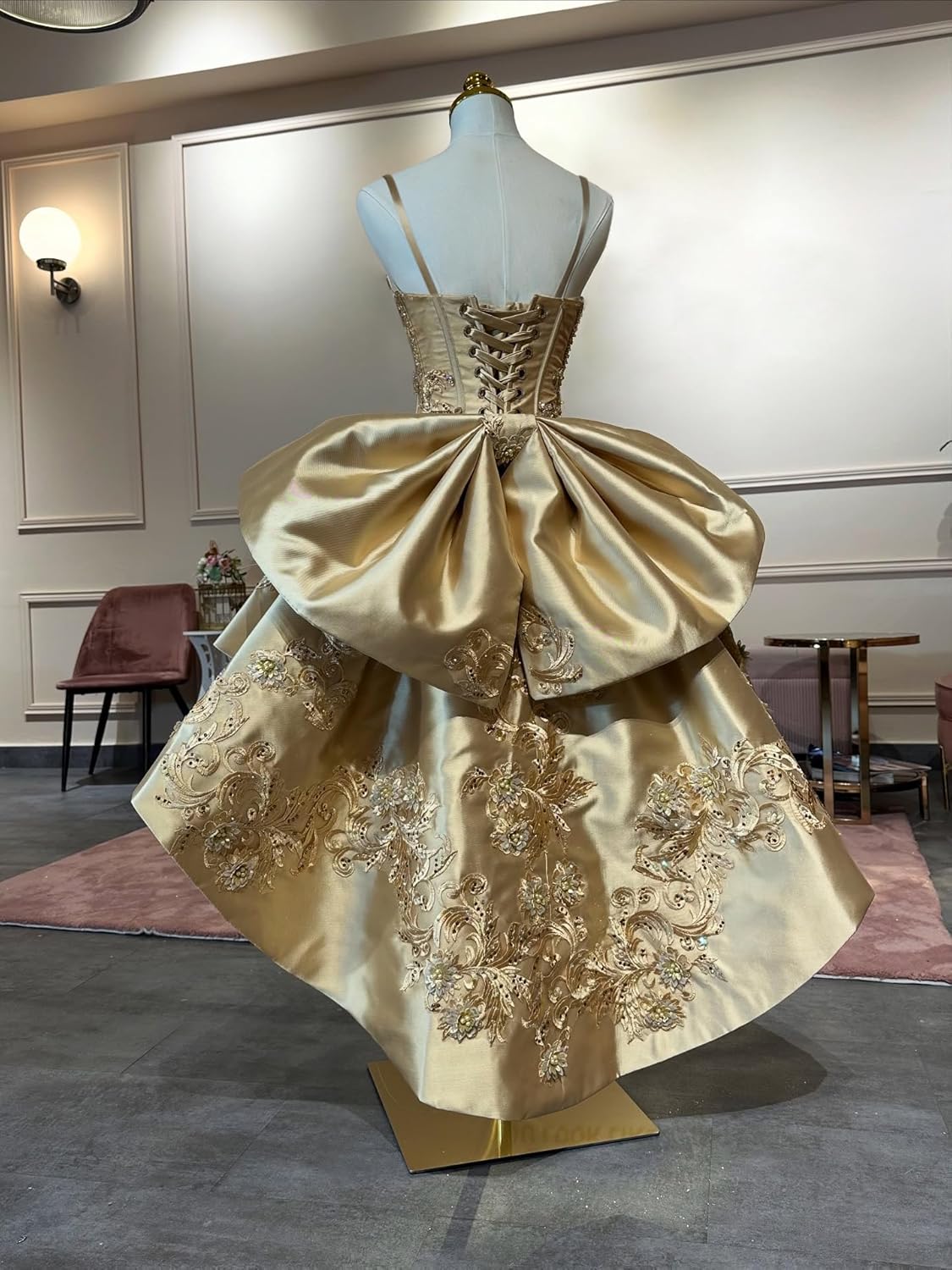 Mauuwy 2 in 1 Quinceanera Dresses Ball Gown V Neck Beaded Sweet 15 16 Dresses Satin Vestidos de 15 años quinceañera