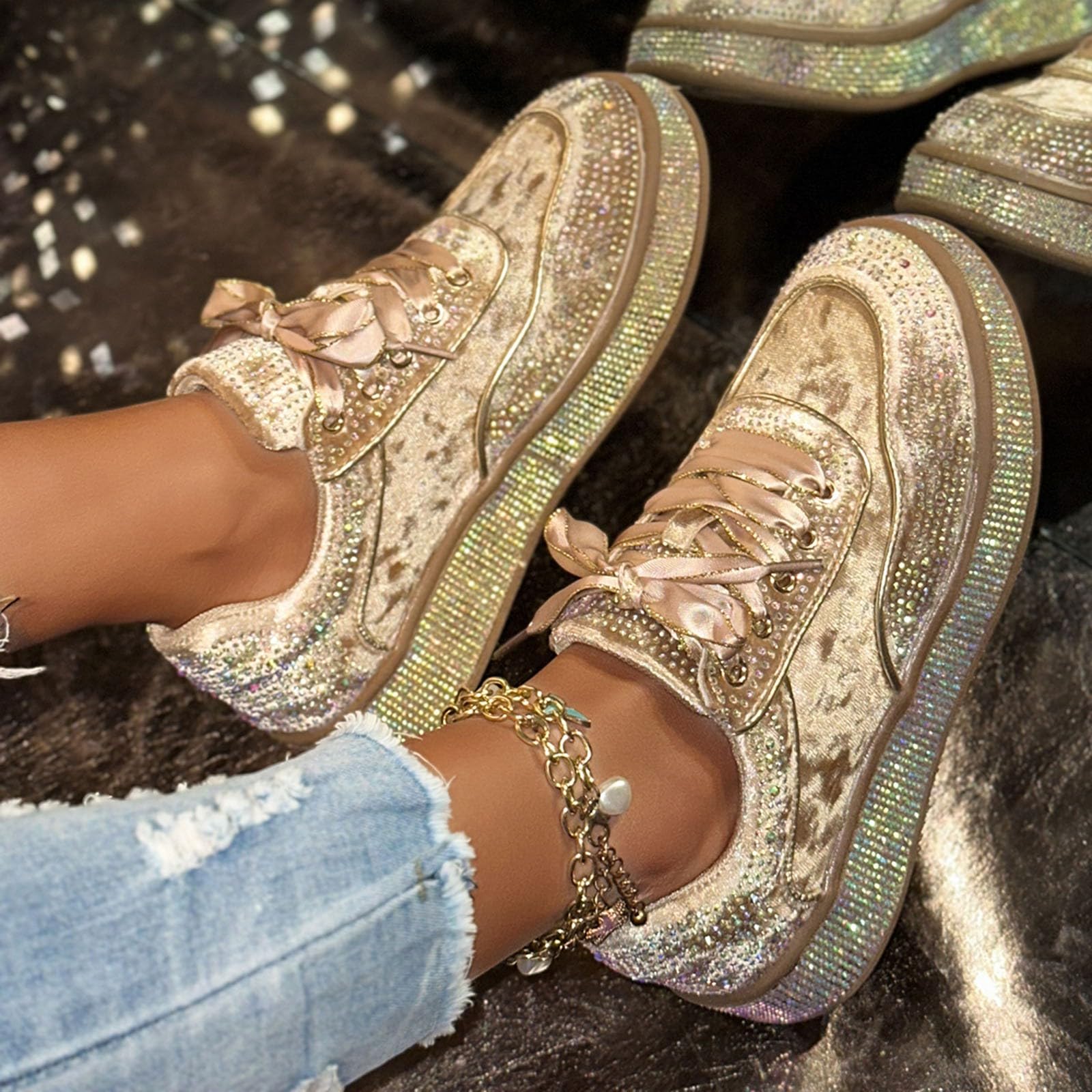 Zapatillas Deportivas de Plataforma con Brillantes de imitación, Ideales para un Estilo Casual y Deportivo. Diseño cómodo, Ligero y fácil de Poner para Uso Diario.