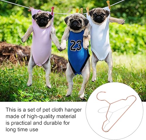 Miniatura 4 de POPETPOP 9 piezas de ropa para cachorros y gatitos ropa de metal para mascotas organizador colgante dorado resistente abrigo de plástico rosa para