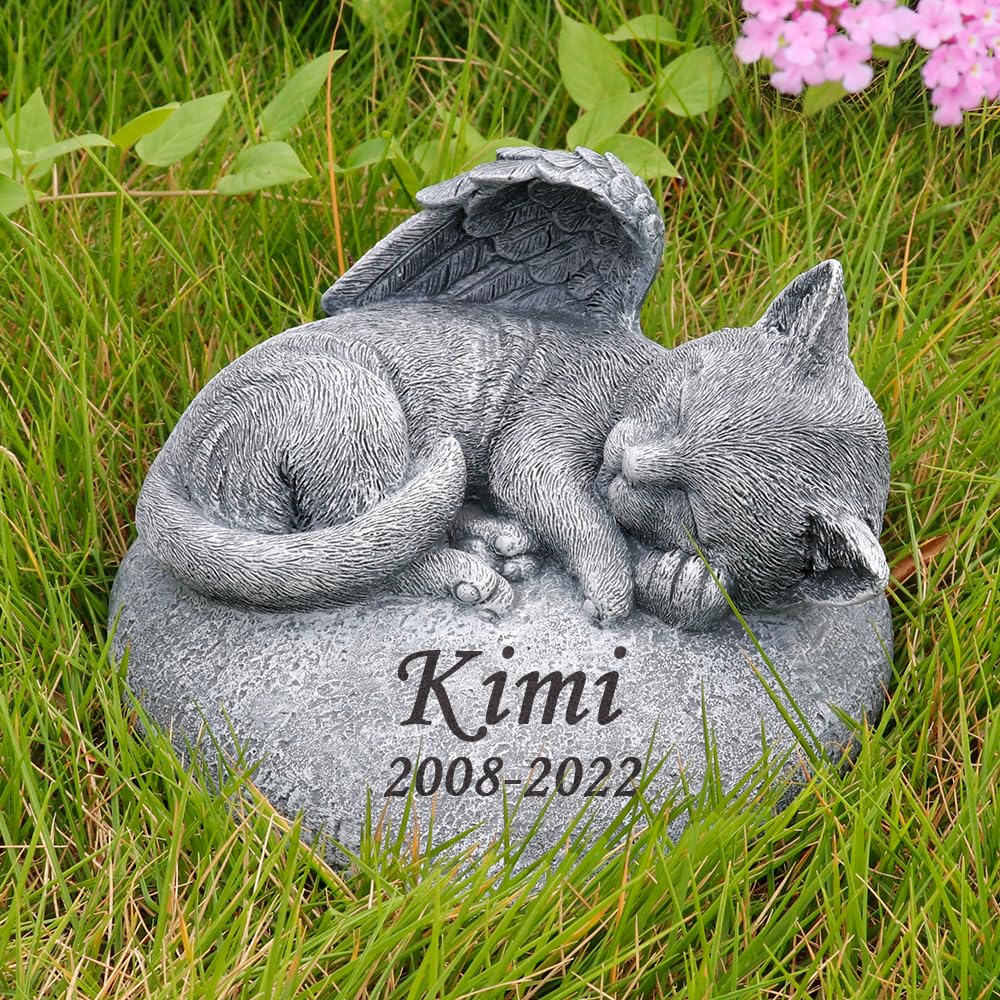 edenkstein als gedenkstein maßgeschneidert für Engel und grabstein für eine spezielle katze, die ein datum und einen namen trägt sowie ein süßes geschenk