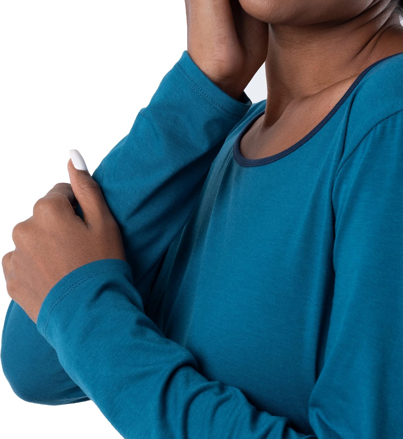 Fruit of the Loom womens Long Sleeve Tee and Pant 2 Piece Sleep Set - Image 4