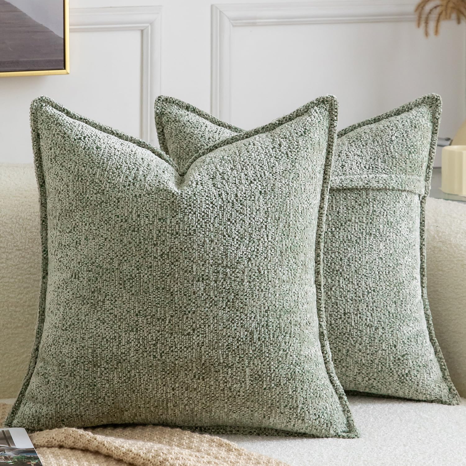 Madizz Pack of 2 Decorative Cushion Covers Boho Soft Textured Chenille Throw Pillows Solid Pillow Covers for Couch Sofa Bedroom Living Room 45x45 CM, Light Green