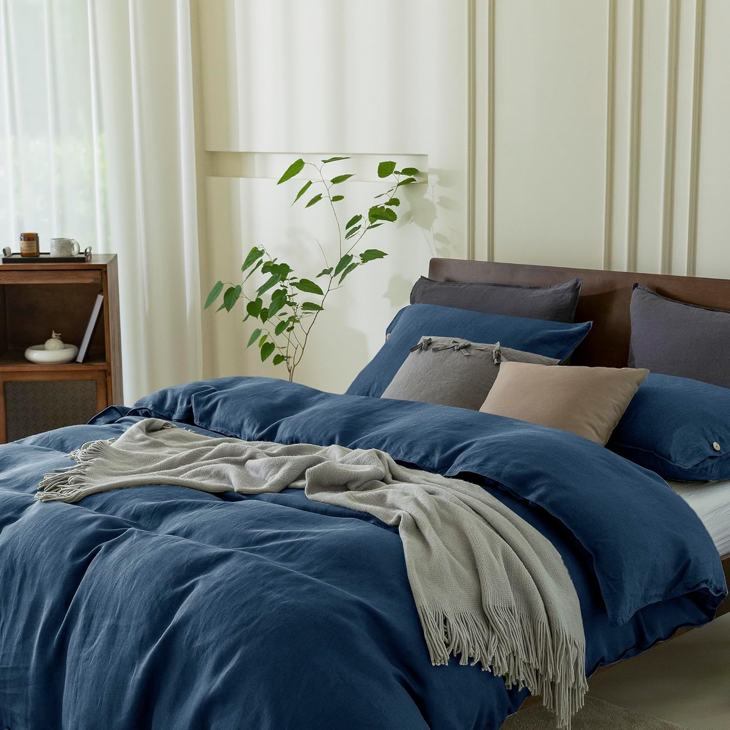EVERLY100% Pure Linen Duvet Cover Set King Size104X90Inch 3pcs (1 Duvet Cover,2 Pillowcases) Soft and Breathable for All Season with Coconut Button Closure, Suitable for Hot Sleepers-Navy Blue - Image 7